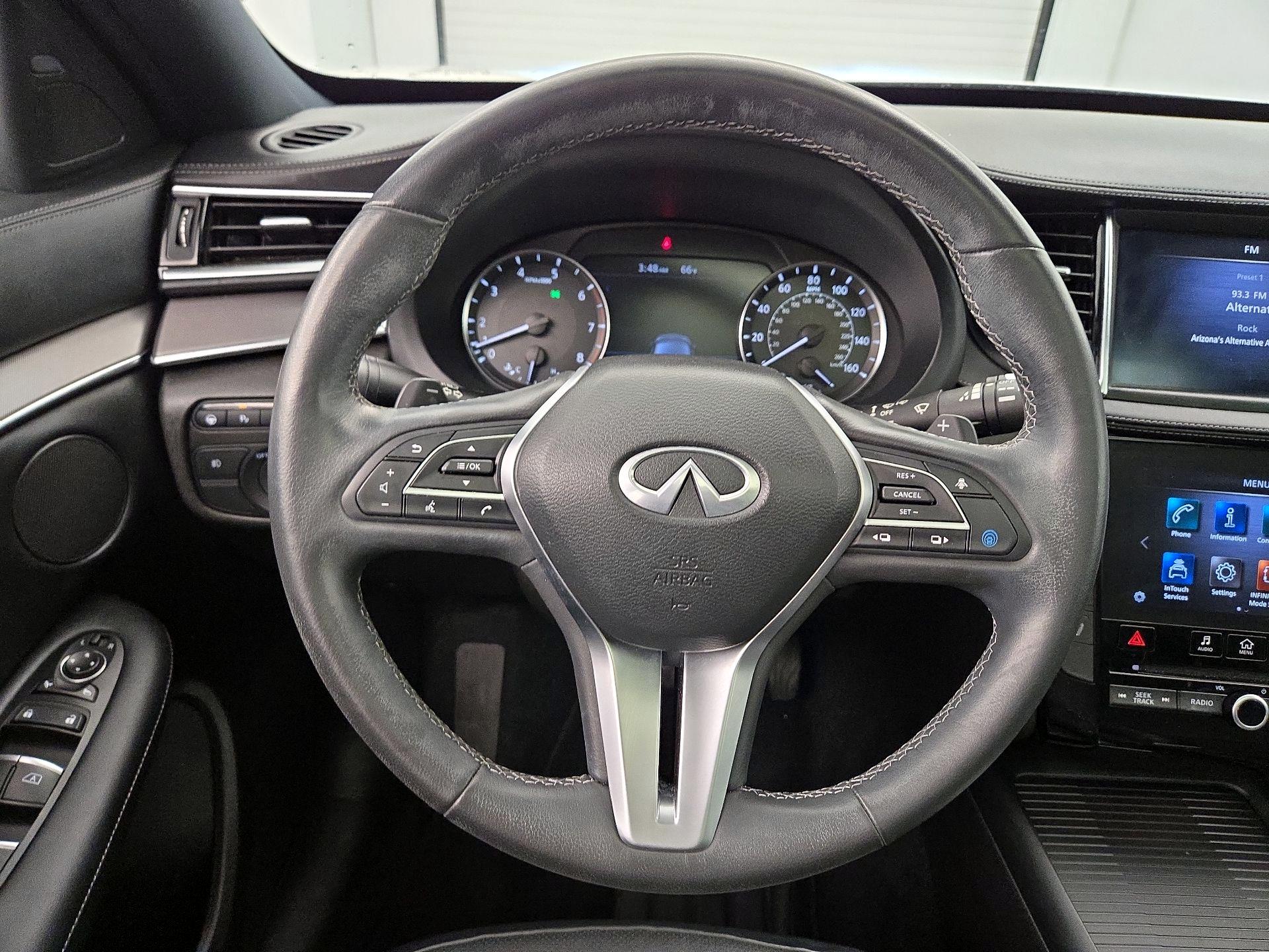 Thumbnail: 2022 INFINITI QX50 - 10