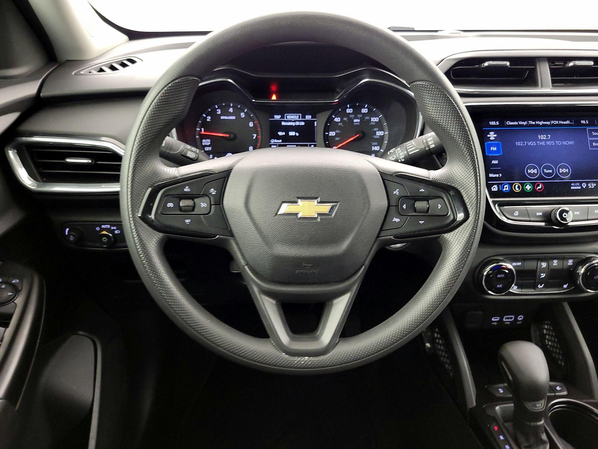 Thumbnail: 2023 Chevrolet TrailBlazer - 10