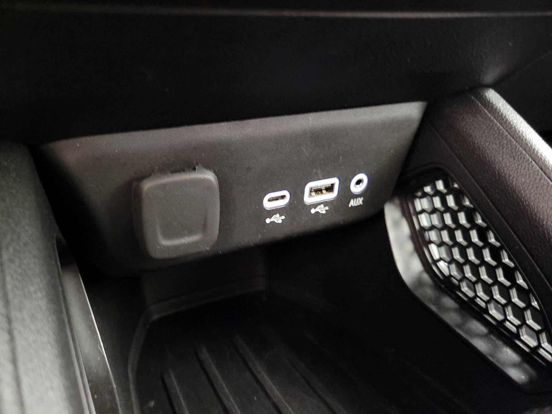 Thumbnail: 2023 Chevrolet TrailBlazer - 18