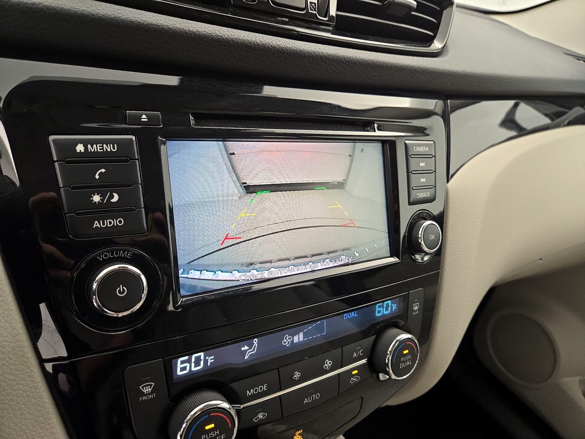 Thumbnail: 2022 Nissan Rogue Sport - 14