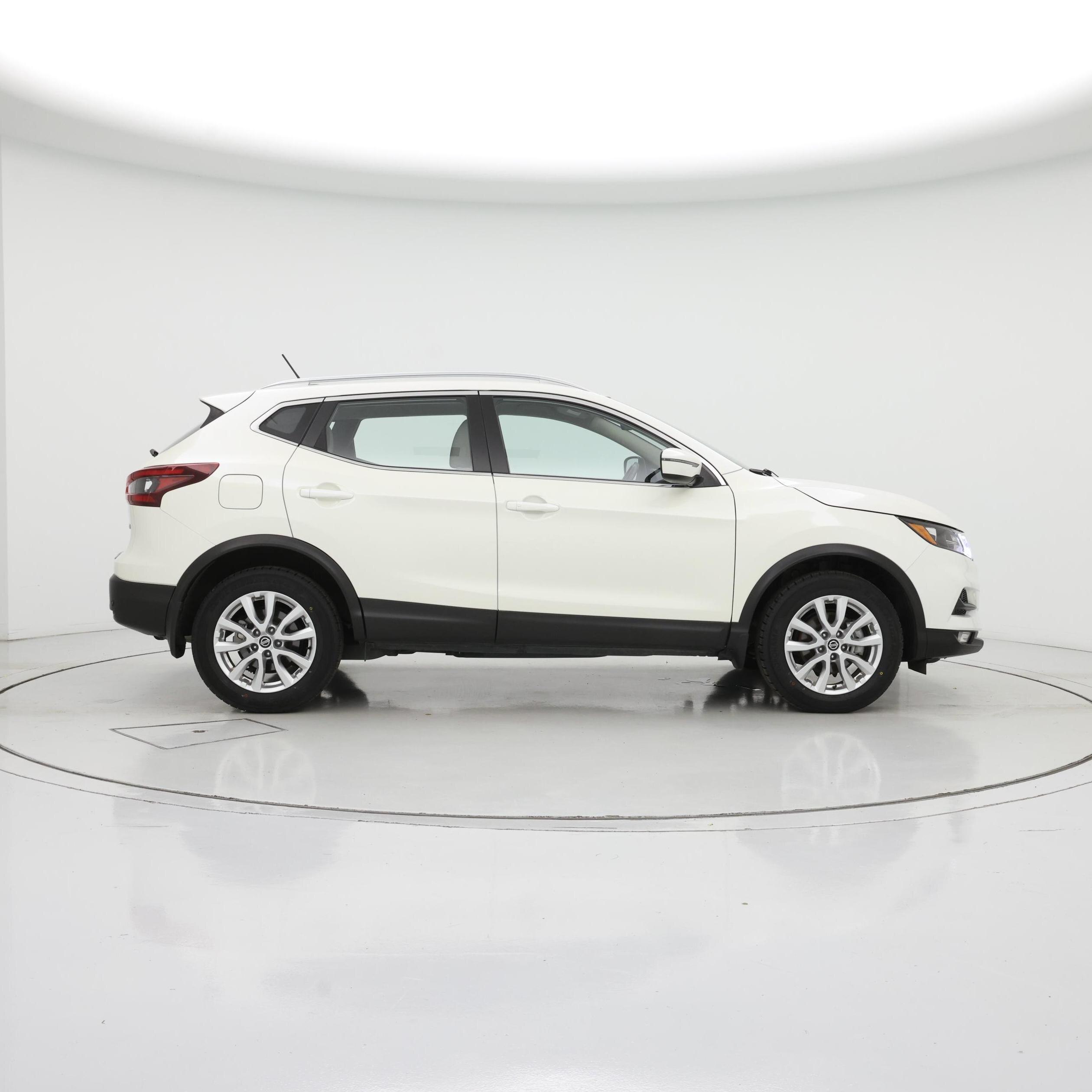 Thumbnail: 2022 Nissan Rogue Sport - 7