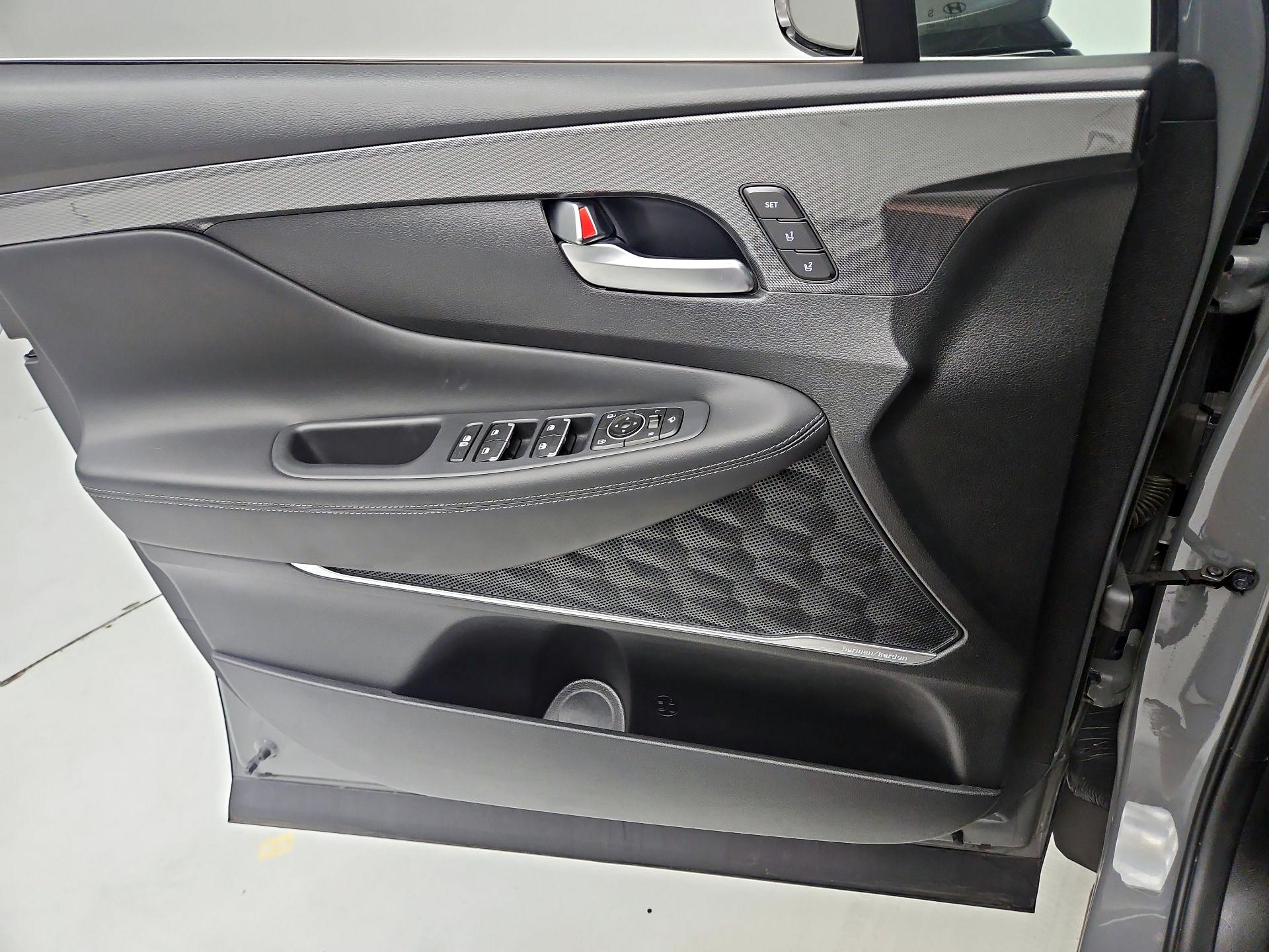 Thumbnail: 2023 Hyundai Santa Fe - 12