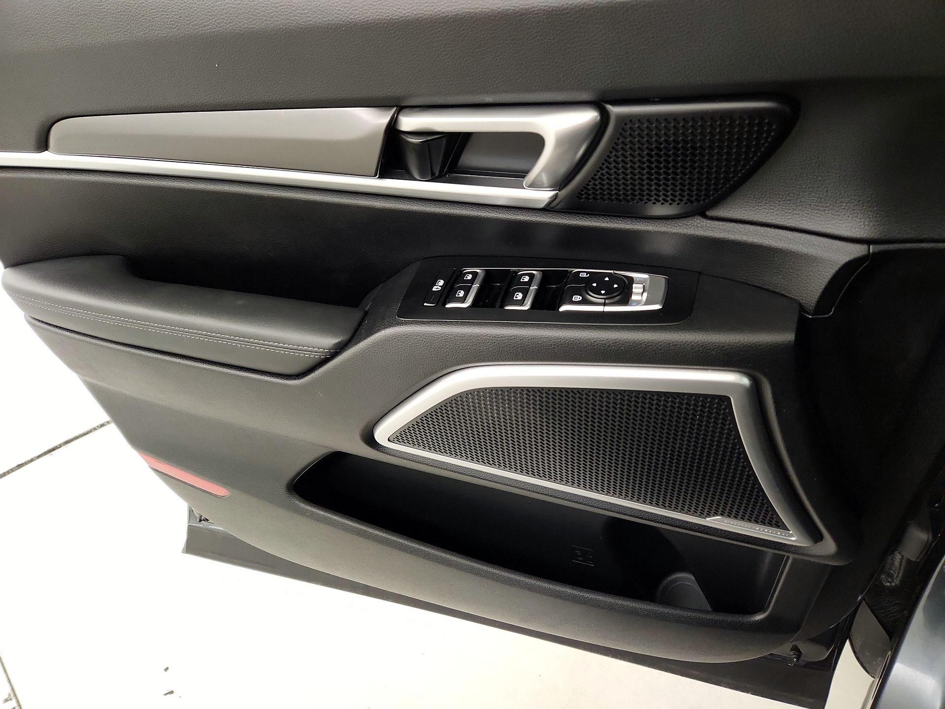 Thumbnail: 2023 Kia Telluride - 12