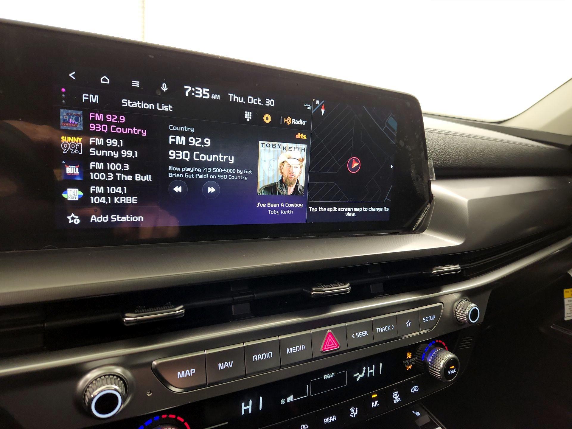 Thumbnail: 2023 Kia Telluride - 16