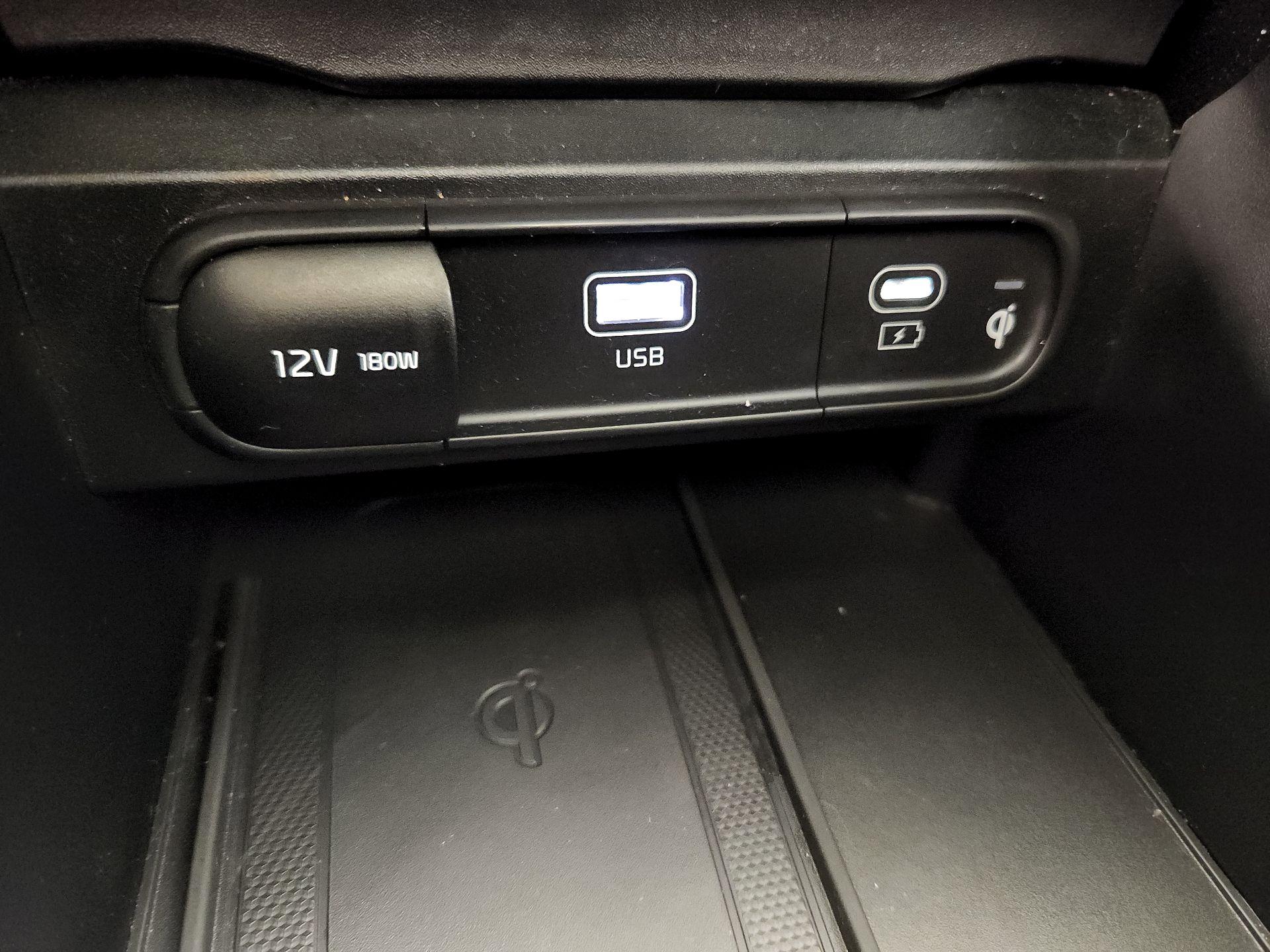 Thumbnail: 2023 Kia Telluride - 19