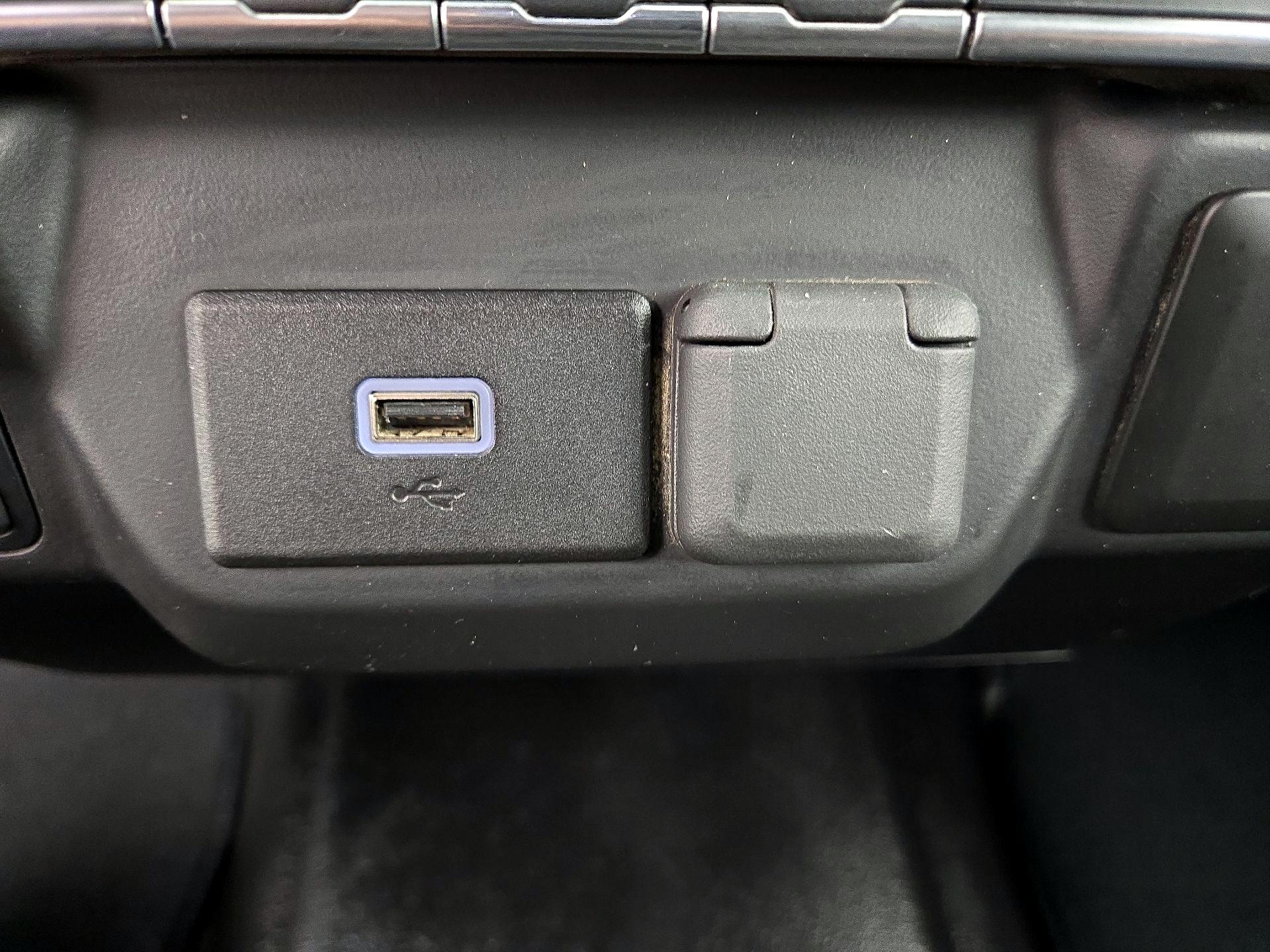 Thumbnail: 2020 Chevrolet Silverado 2500 - 18