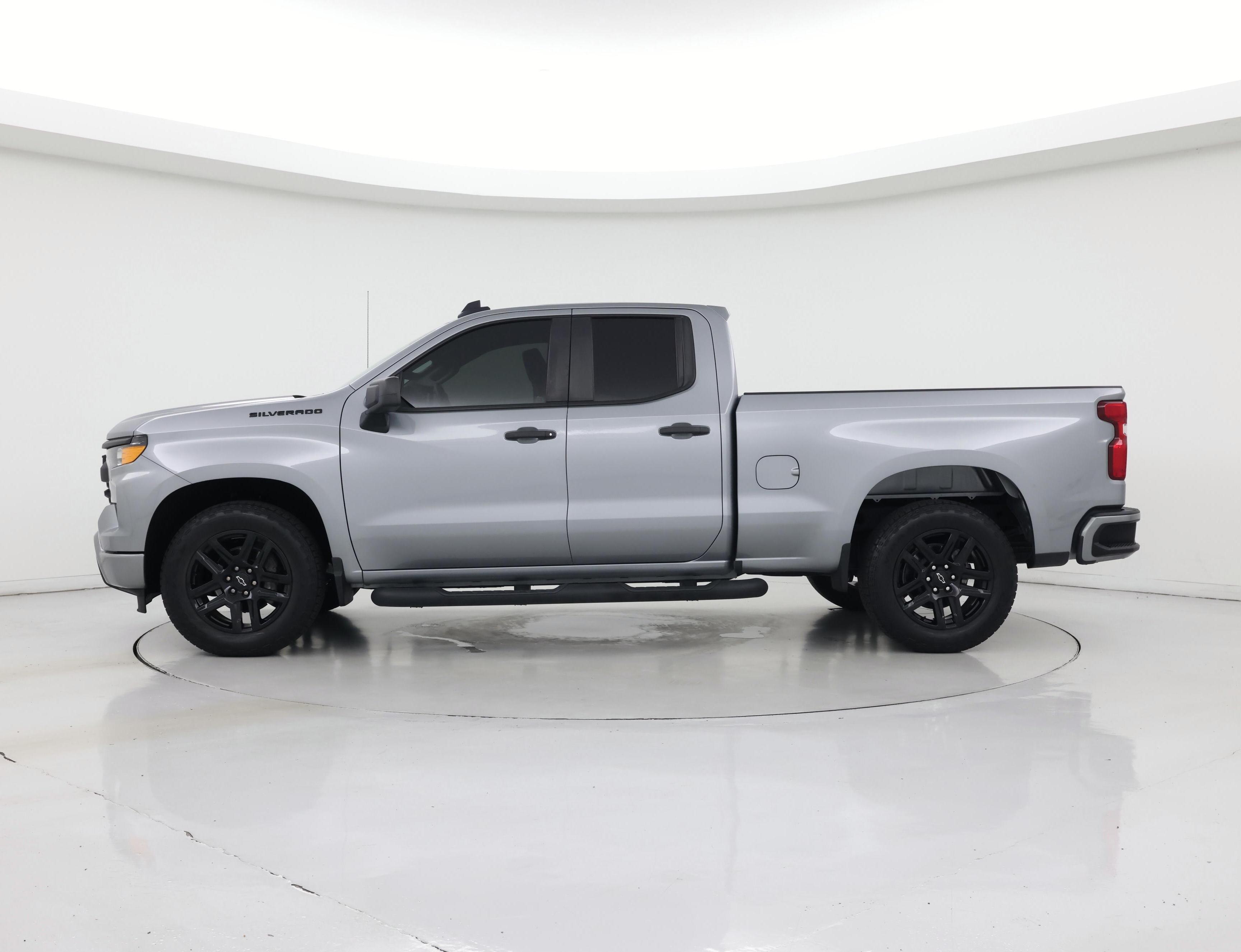 Thumbnail: 2024 Chevrolet Silverado 1500 - 3