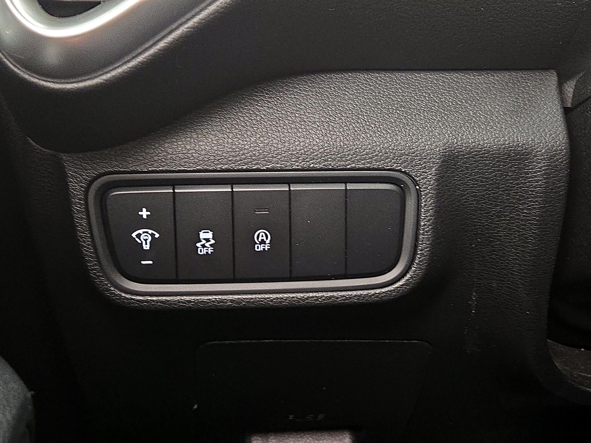 Thumbnail: 2023 Kia Soul - 13