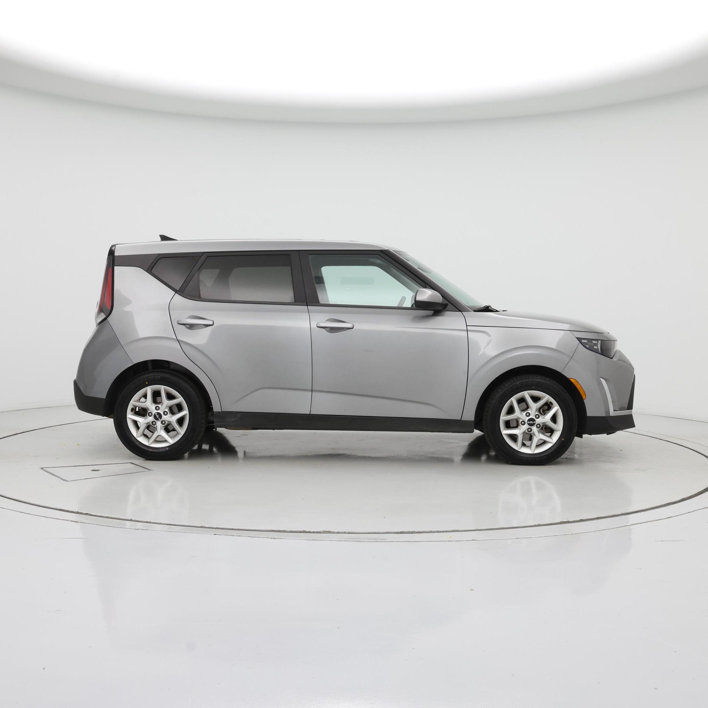 Thumbnail: 2023 Kia Soul - 7