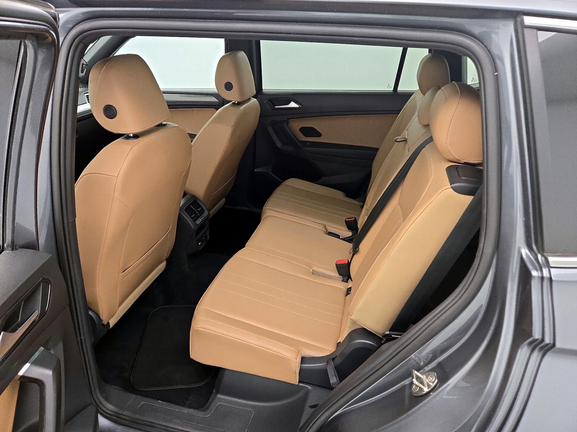 Thumbnail: 2022 Volkswagen Tiguan - 20