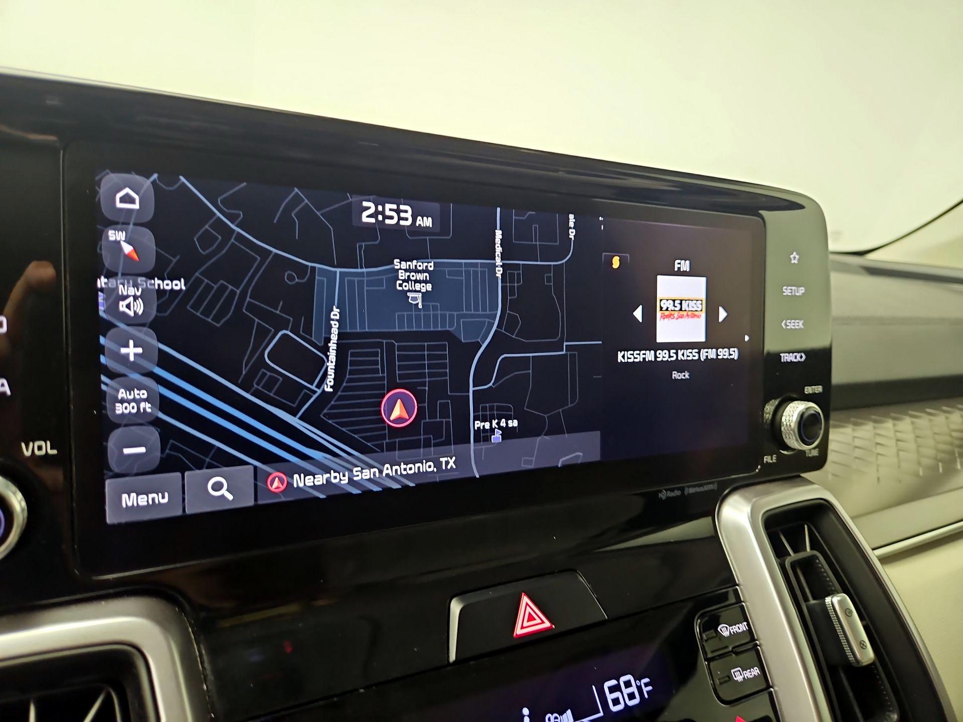 Thumbnail: 2023 Kia Sorento - 14