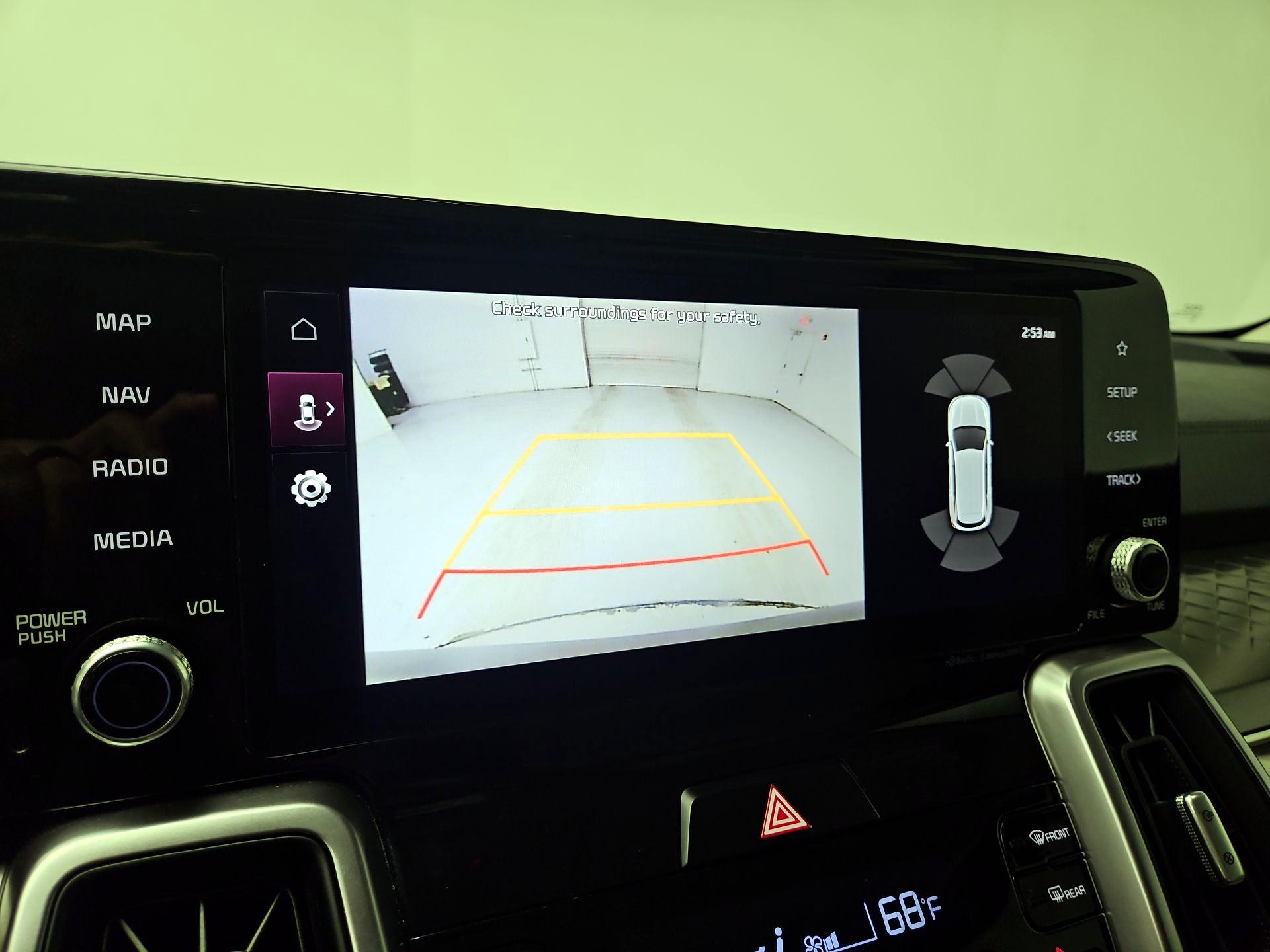 Thumbnail: 2023 Kia Sorento - 15