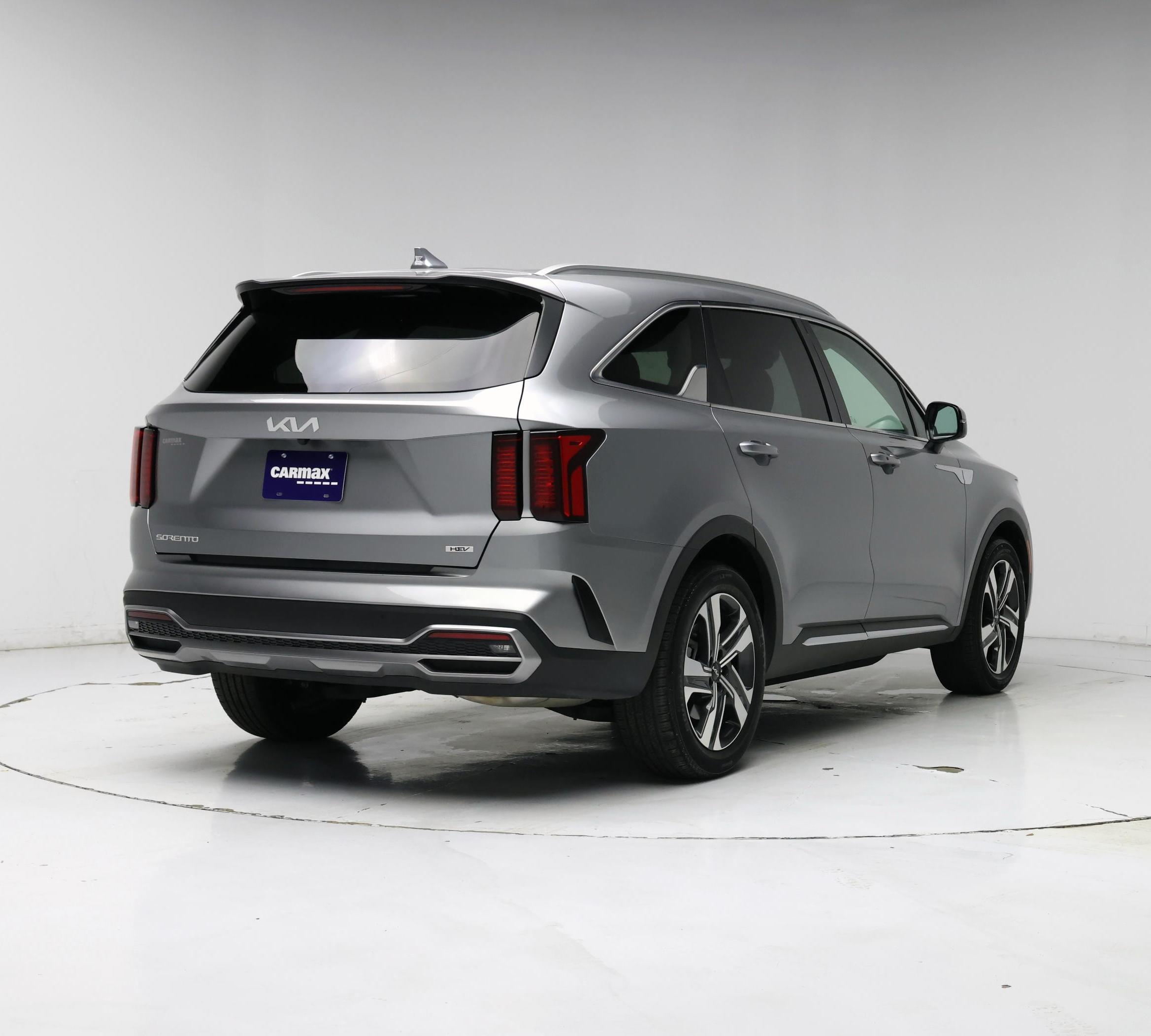 Thumbnail: 2023 Kia Sorento - 8