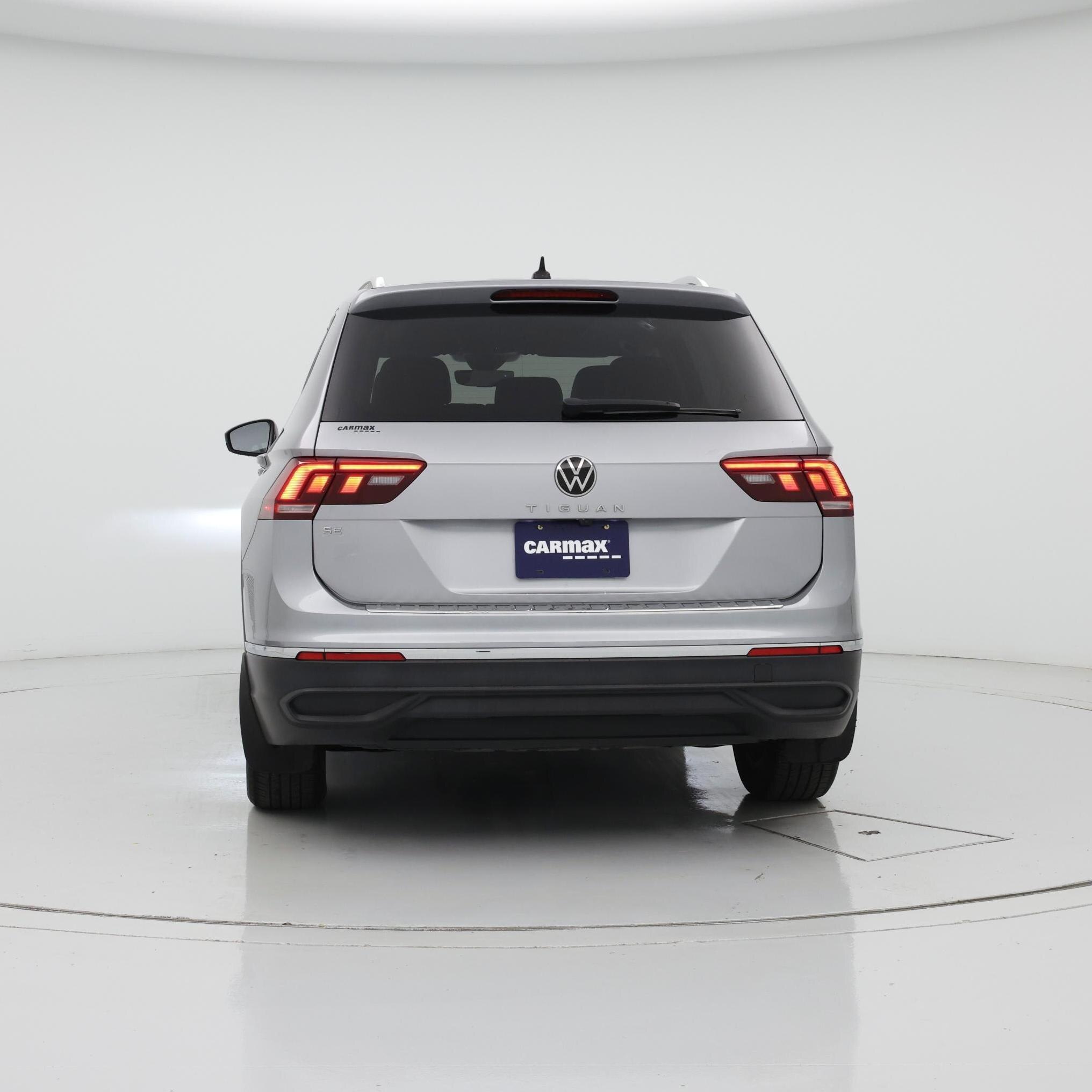 Thumbnail: 2022 Volkswagen Tiguan - 6