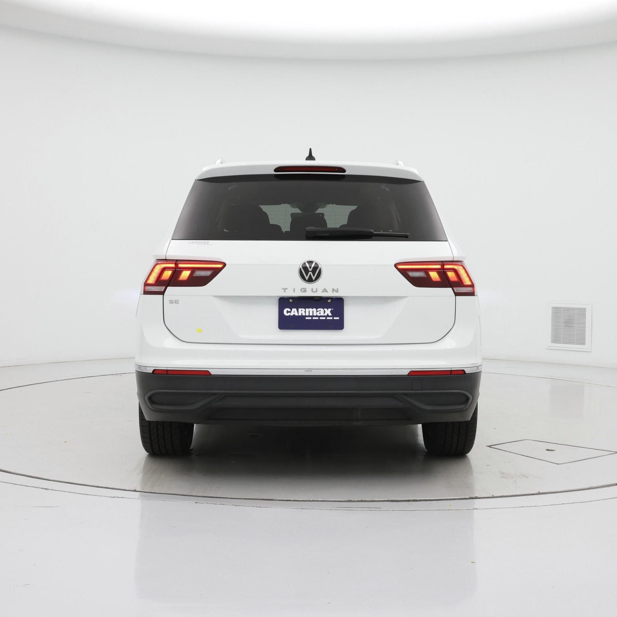 Thumbnail: 2022 Volkswagen Tiguan - 6