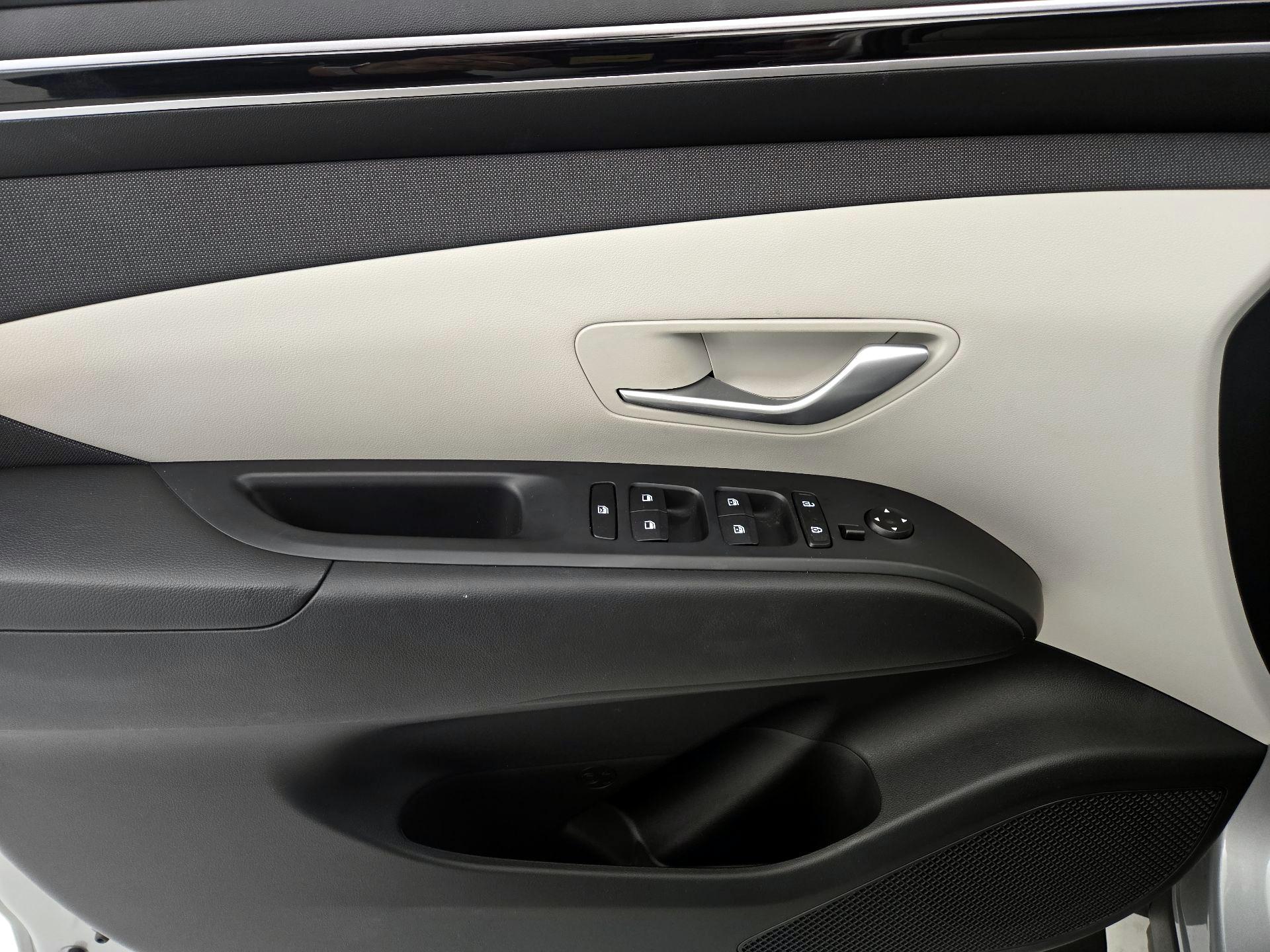 Thumbnail: 2023 Hyundai Tucson - 12