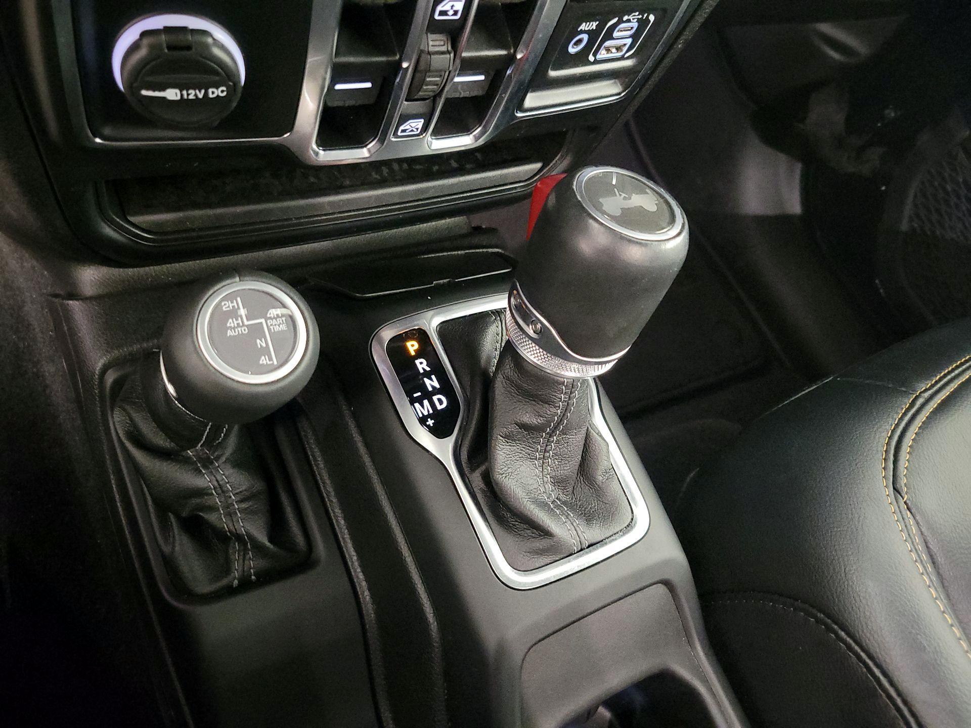 Thumbnail: 2024 Jeep Wrangler - 17