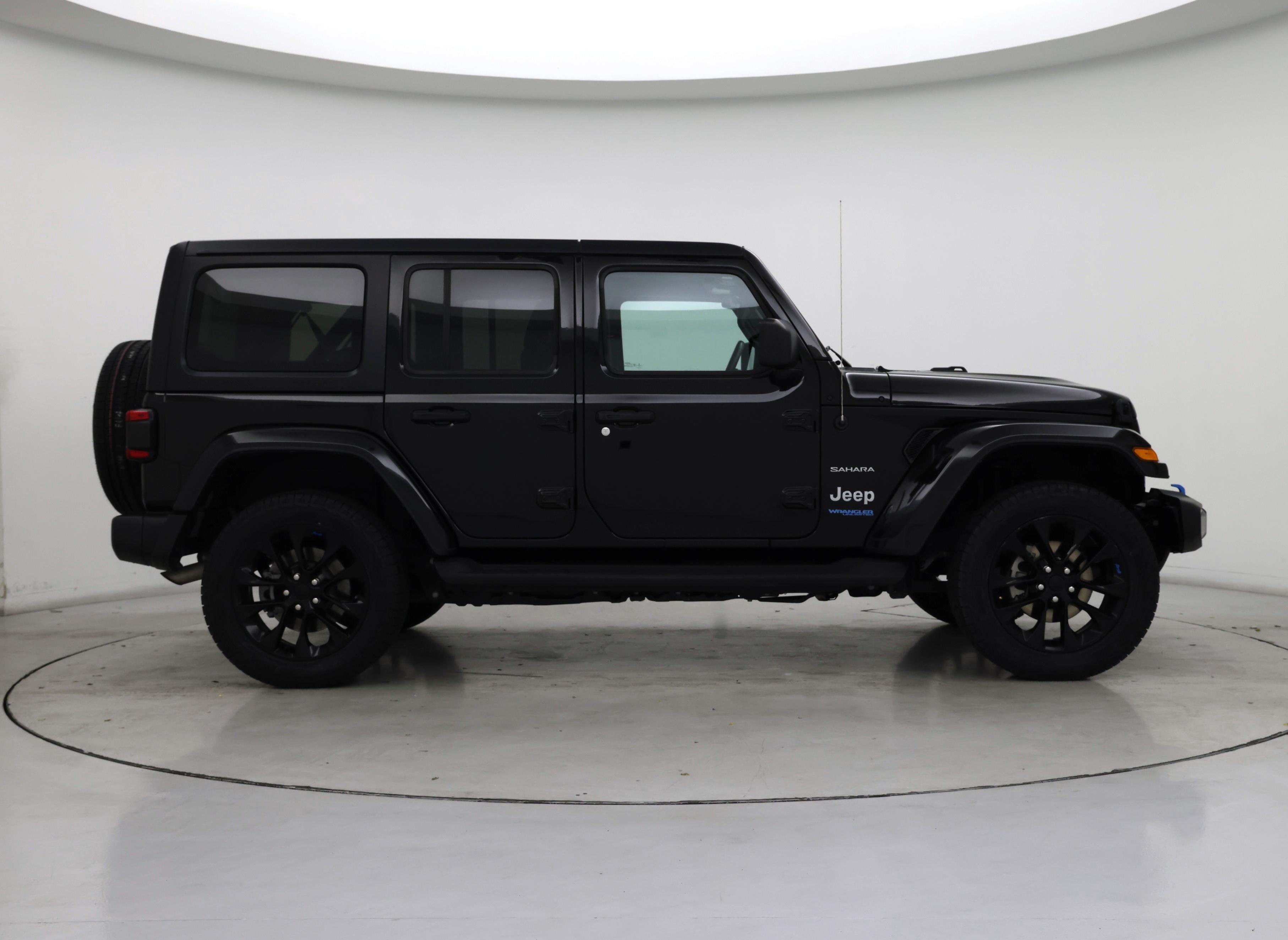 Thumbnail: 2022 Jeep Wrangler - 7