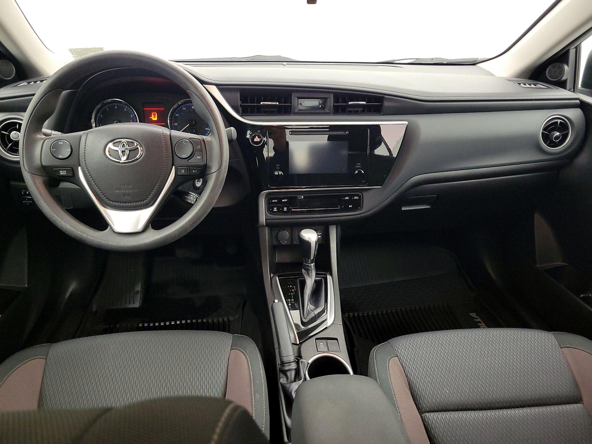 Thumbnail: 2018 Toyota Corolla - 9