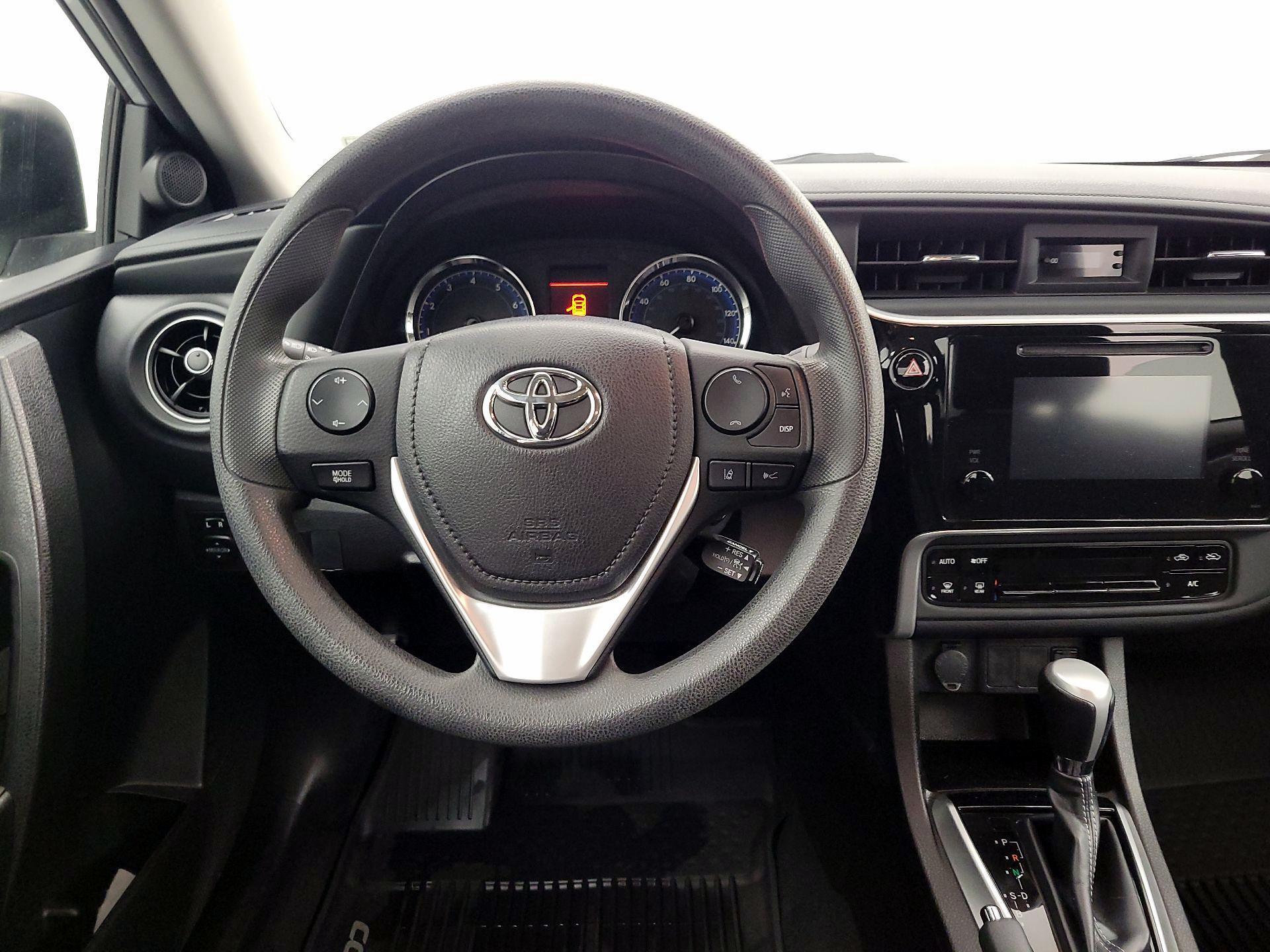 Thumbnail: 2018 Toyota Corolla - 10