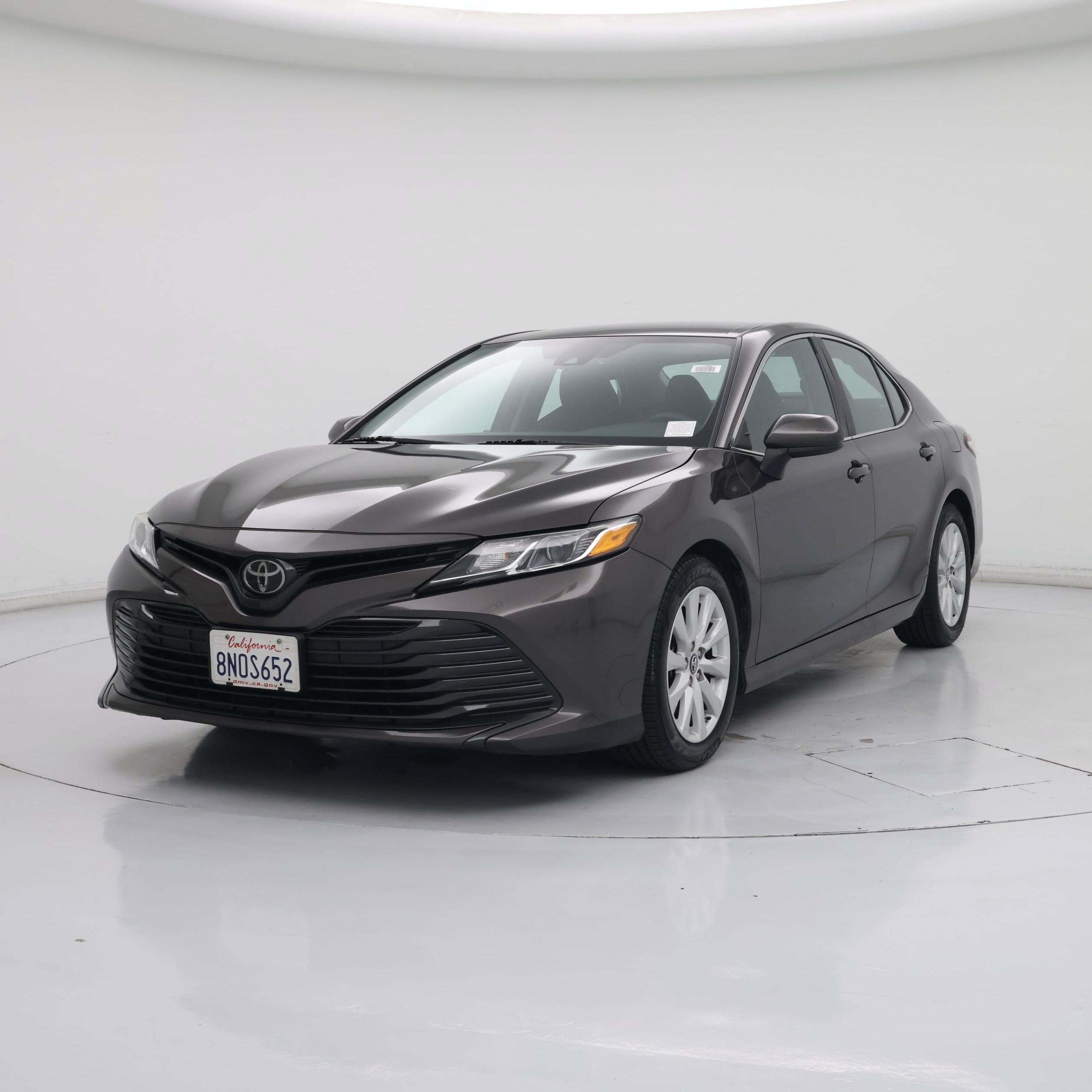 Thumbnail: 2019 Toyota Camry - 4