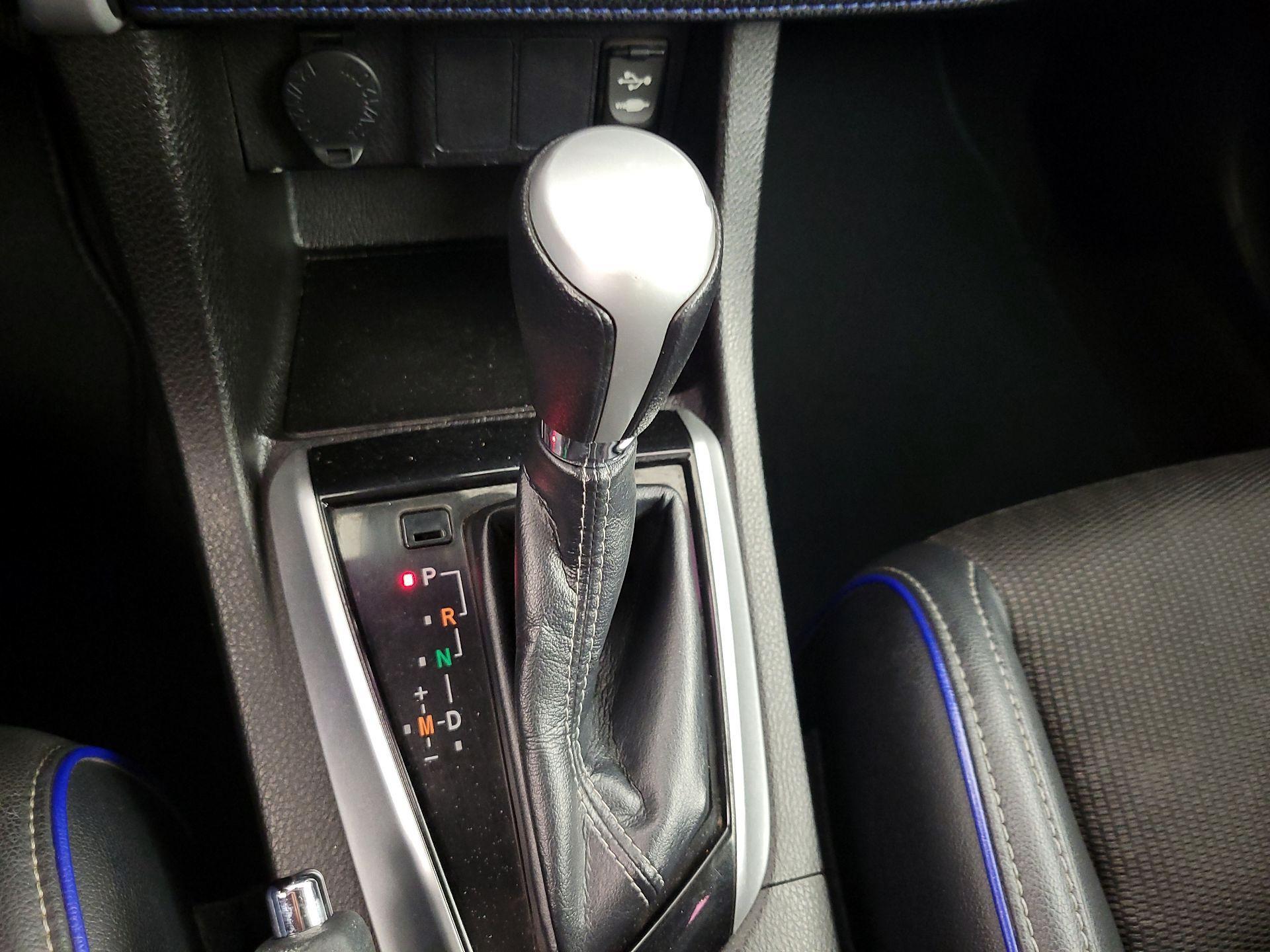 Thumbnail: 2018 Toyota Corolla - 17