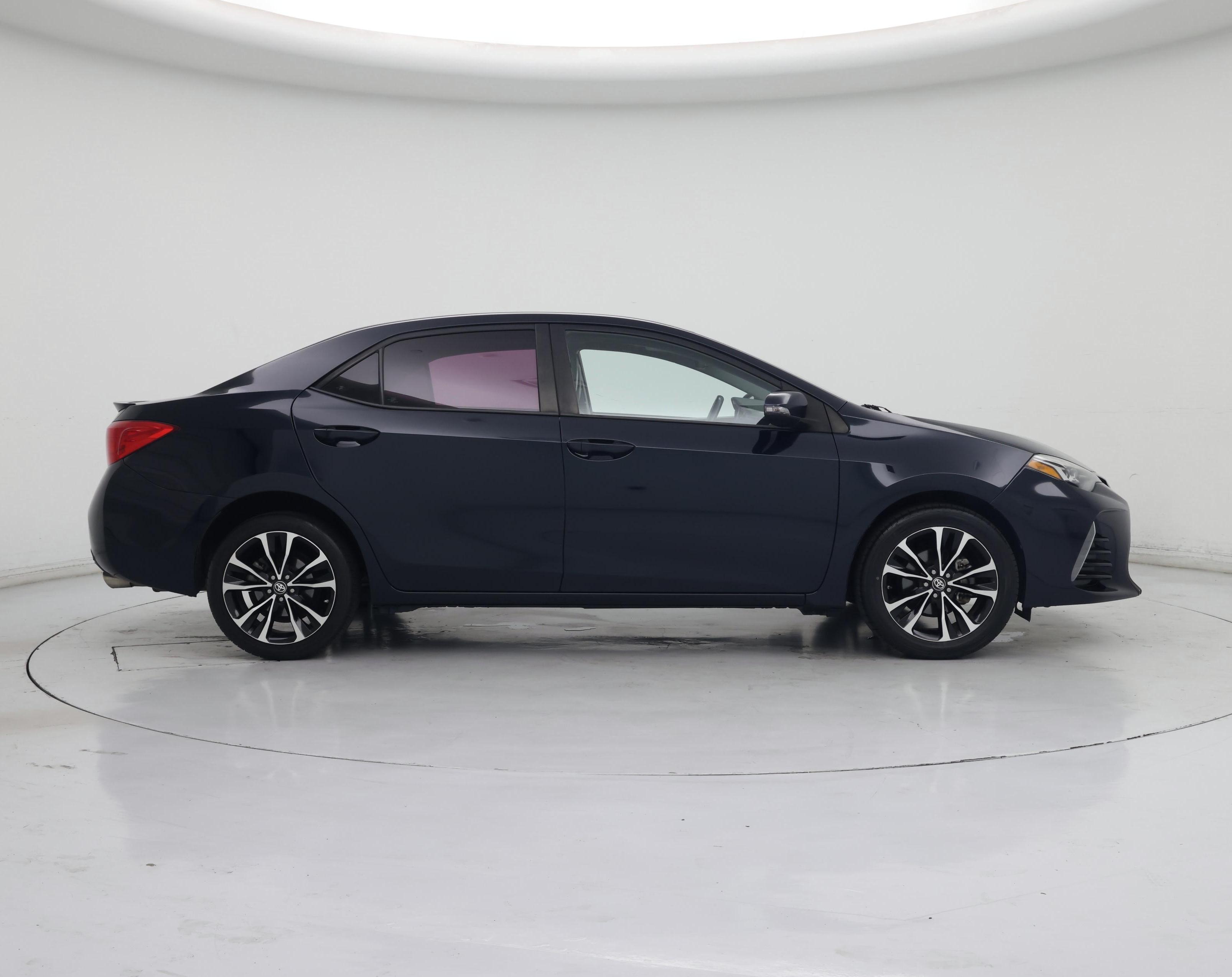 Thumbnail: 2018 Toyota Corolla - 7