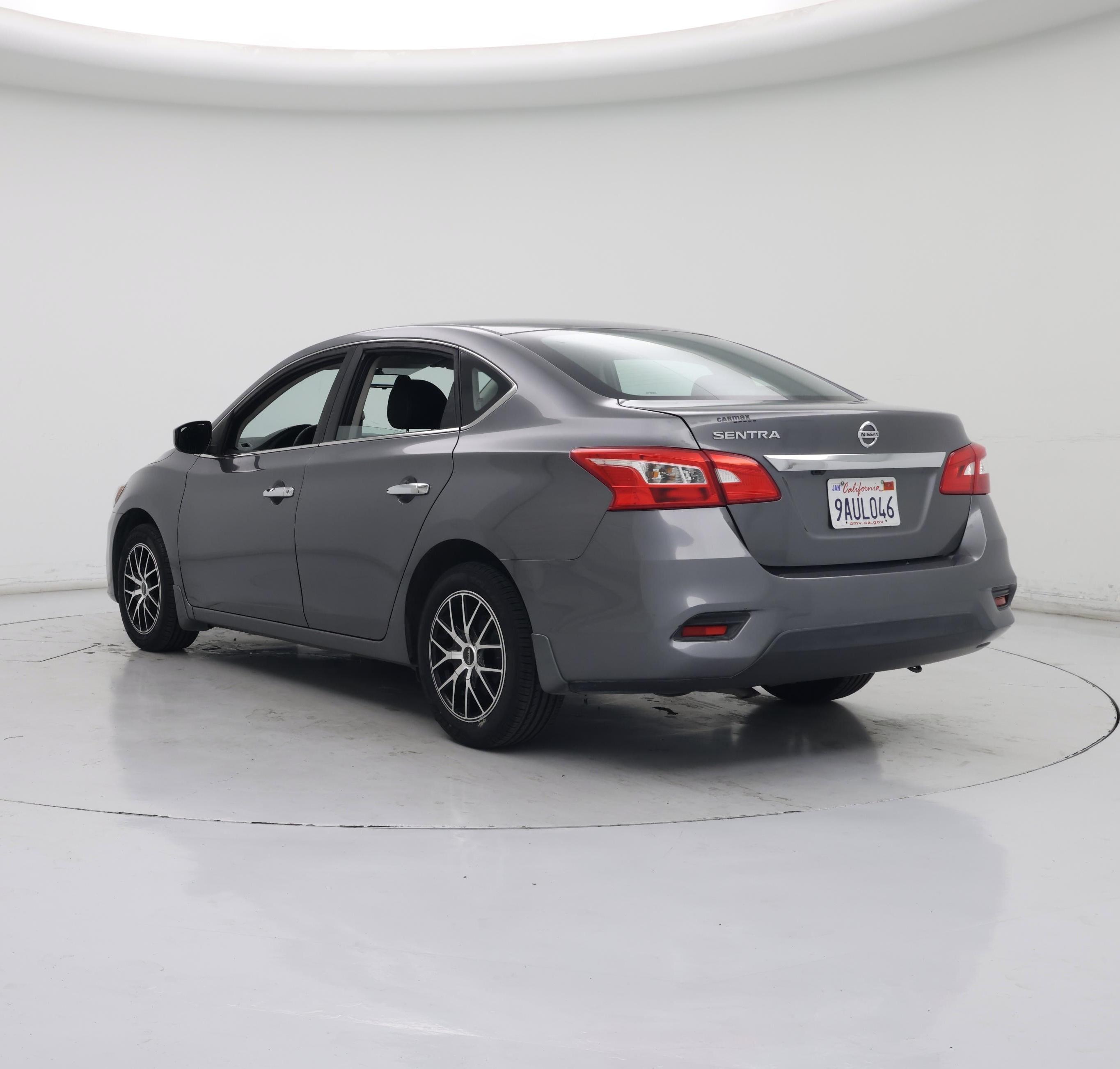 Thumbnail: 2019 Nissan Sentra - 2