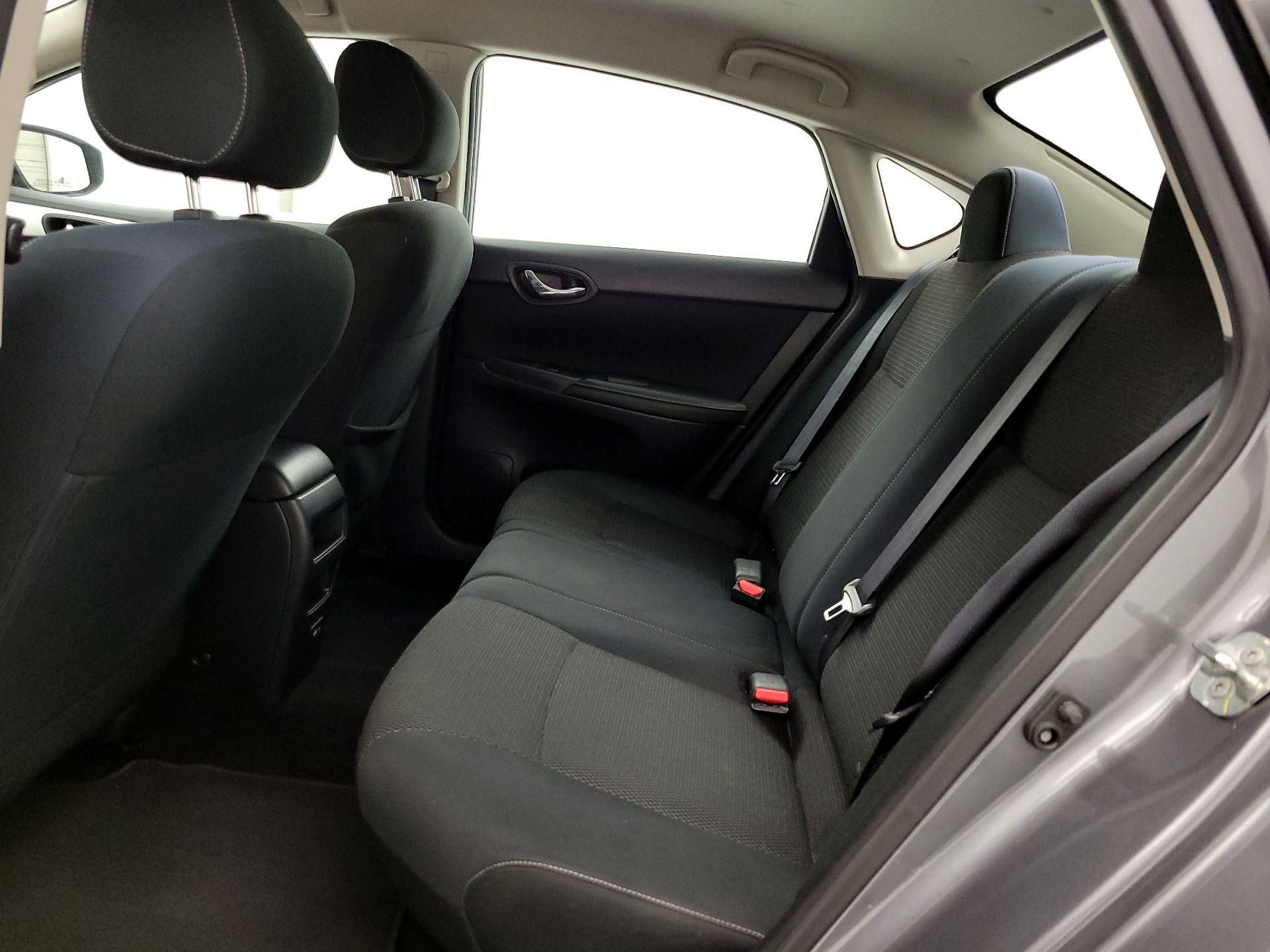 Thumbnail: 2019 Nissan Sentra - 19
