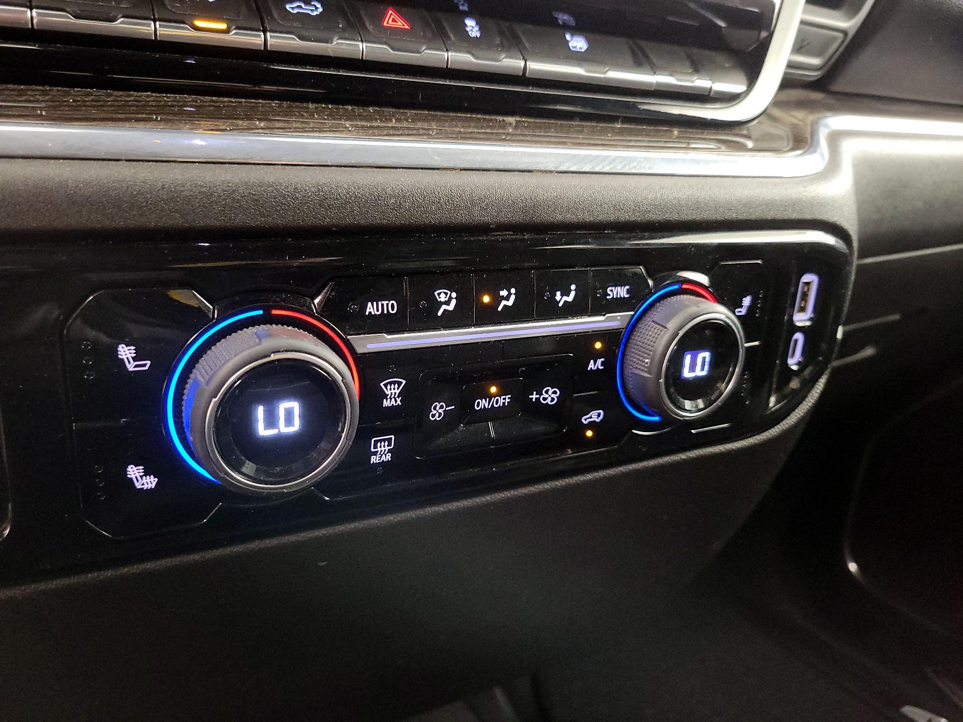 Thumbnail: 2023 Chevrolet Silverado 1500 - 17