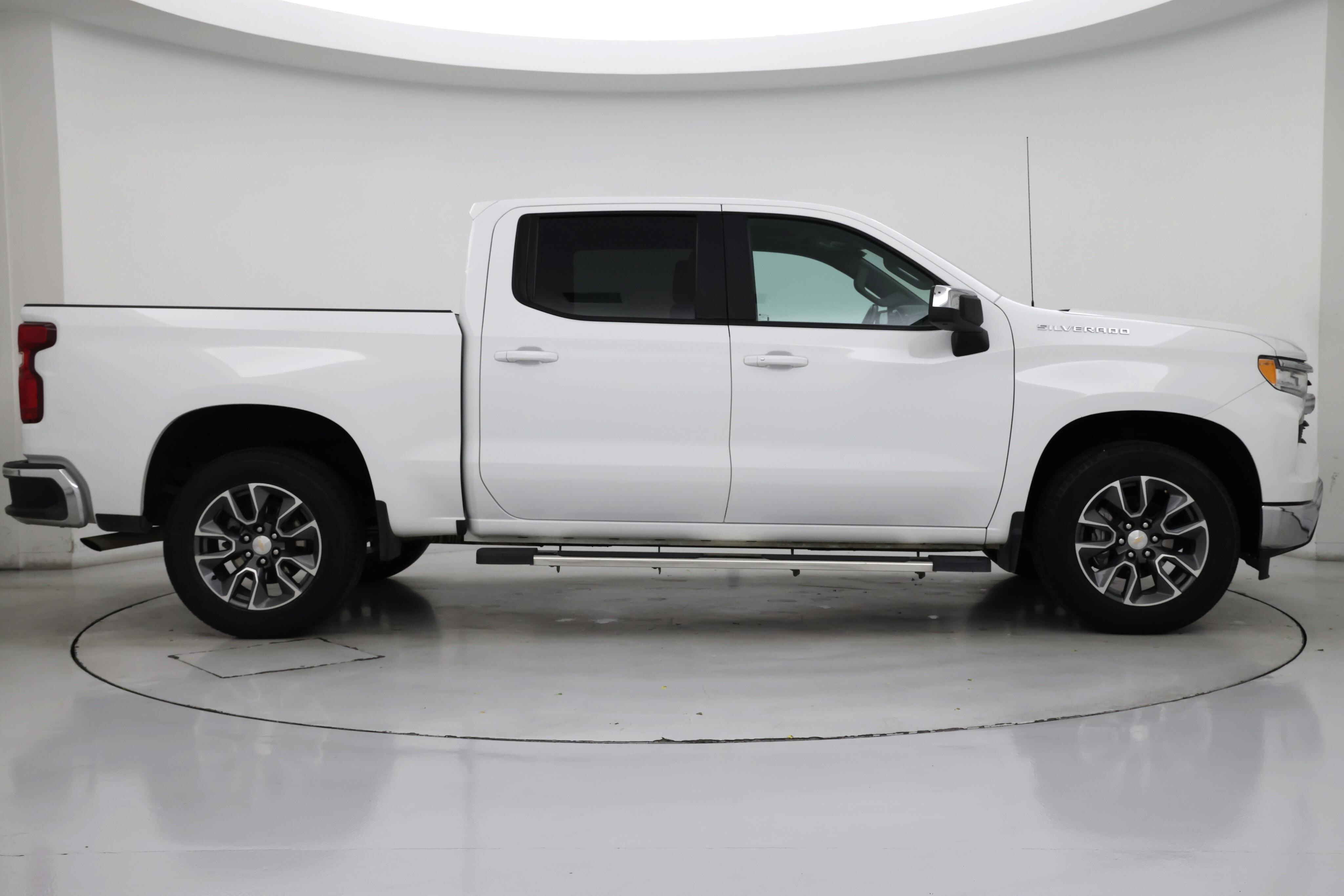 Thumbnail: 2023 Chevrolet Silverado 1500 - 7
