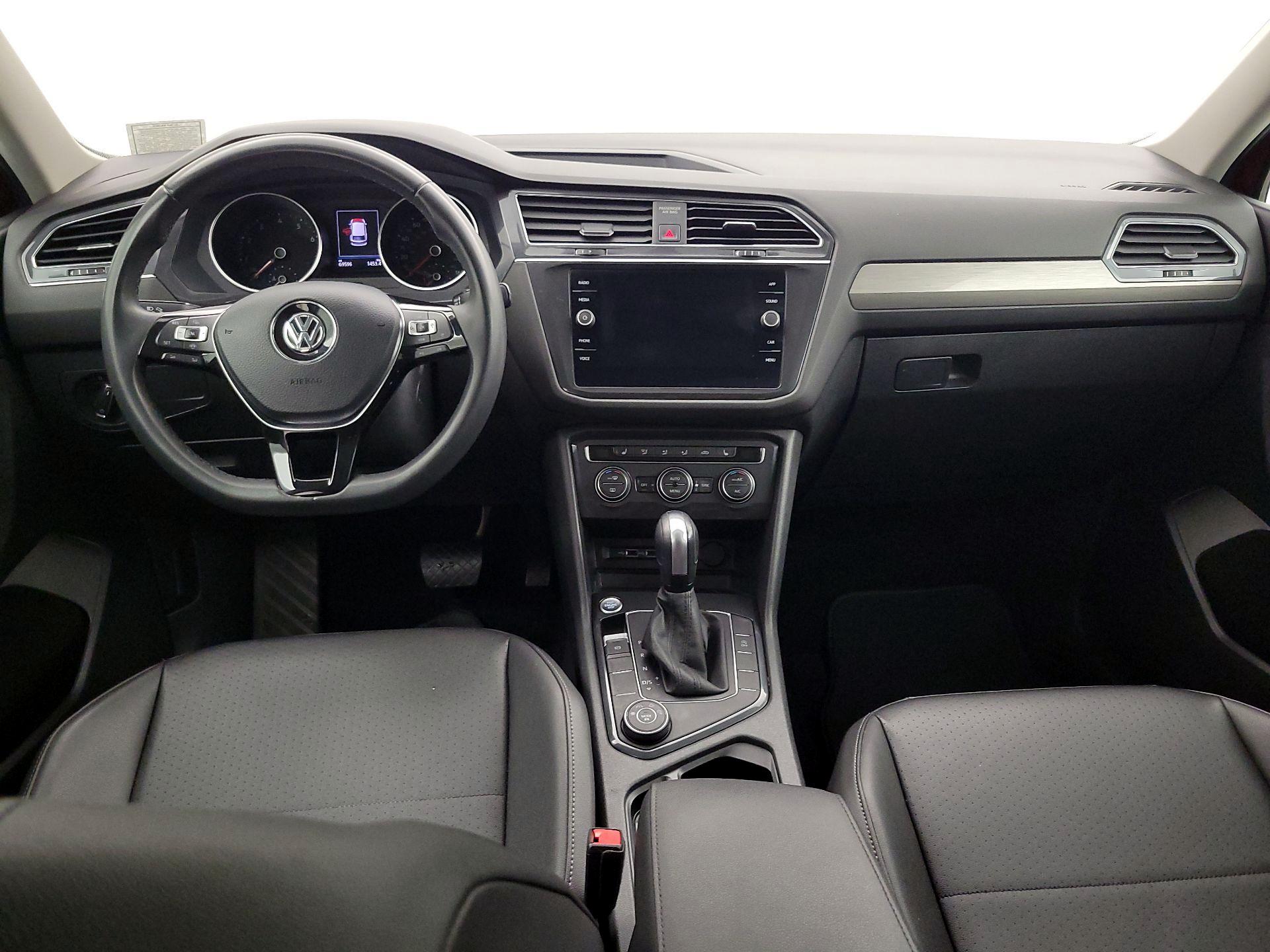 Thumbnail: 2020 Volkswagen Tiguan - 9