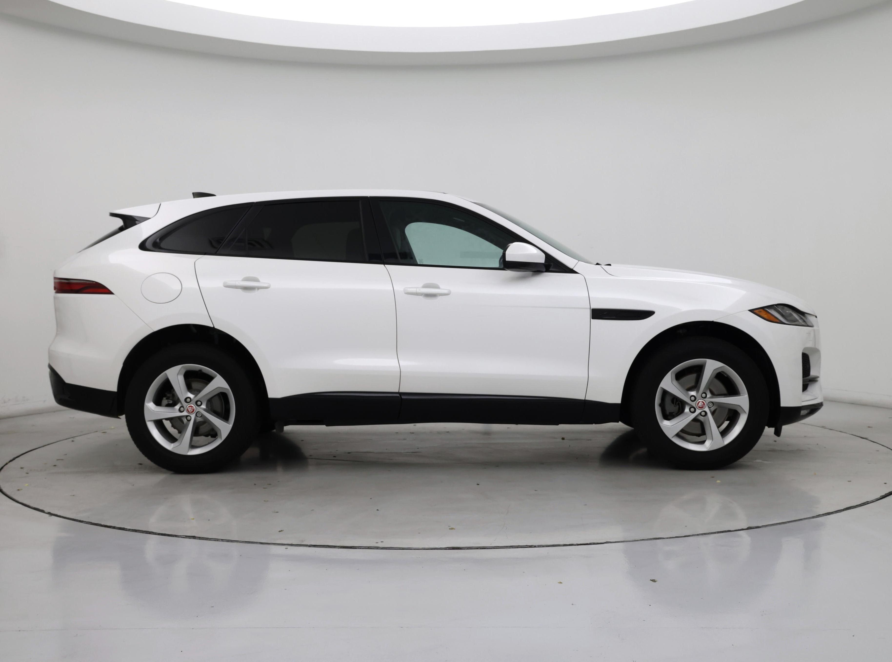 Thumbnail: 2023 Jaguar F-Pace - 7