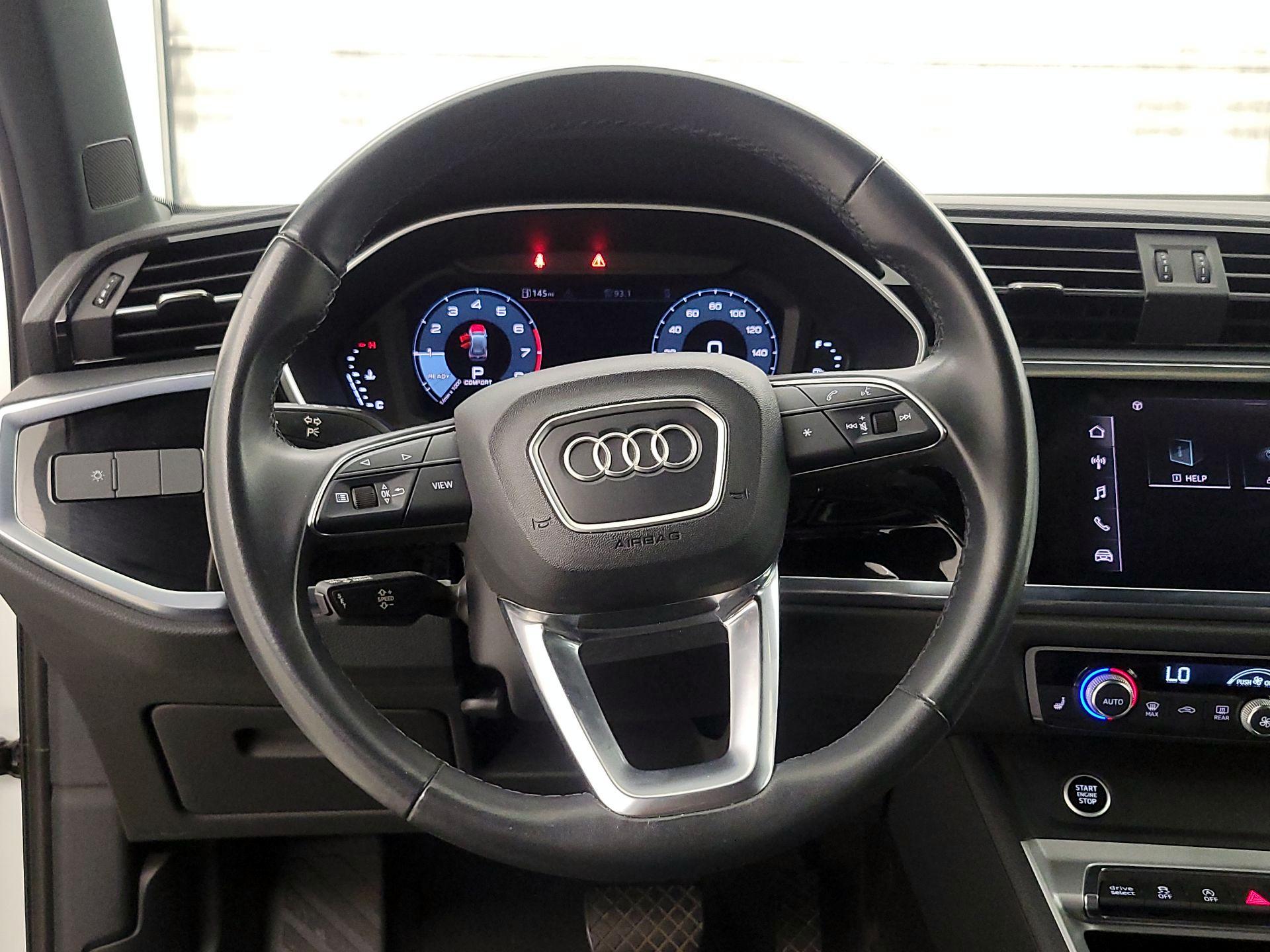 Thumbnail: 2022 Audi Q3 - 10