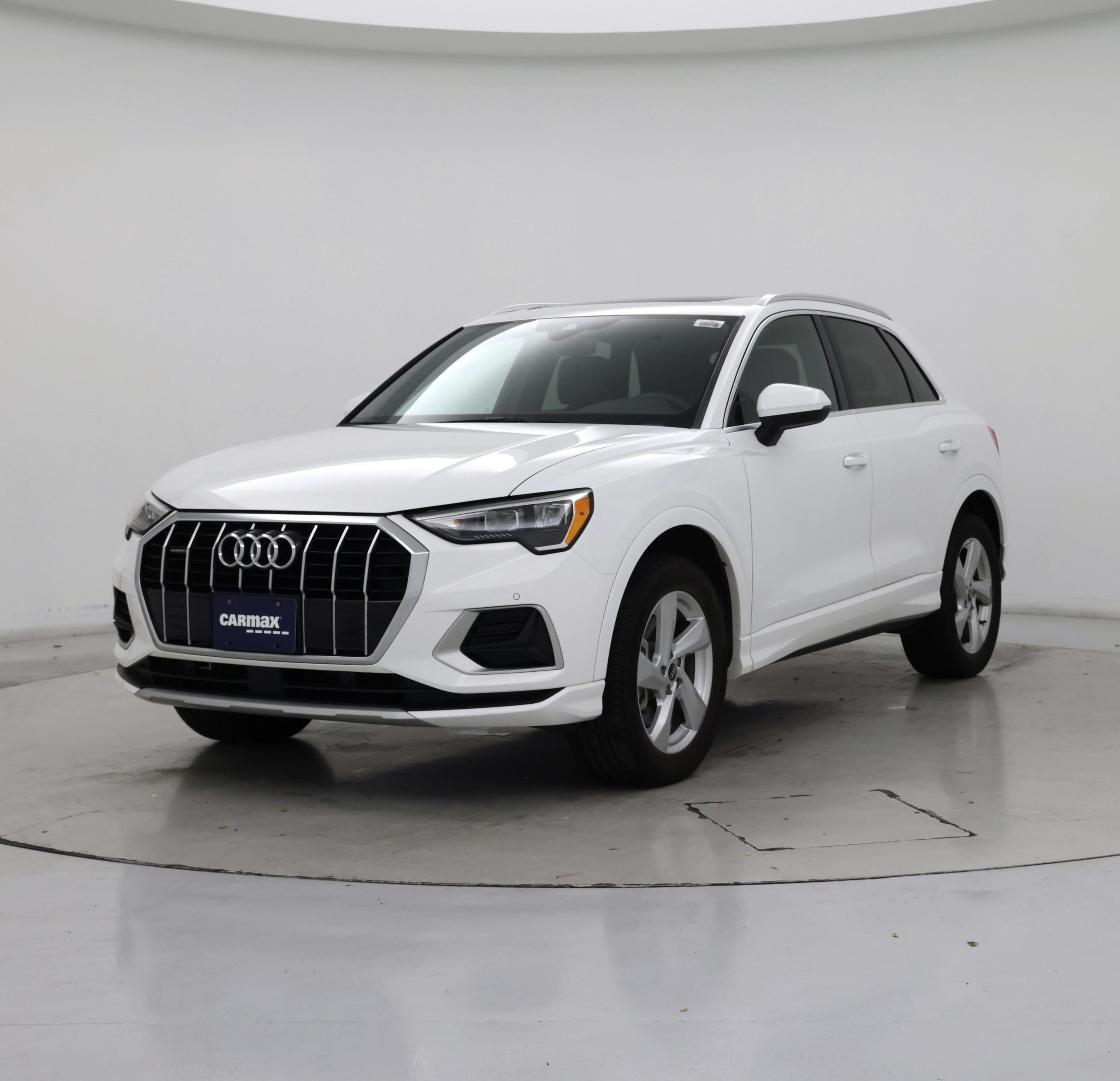 Thumbnail: 2022 Audi Q3 - 4