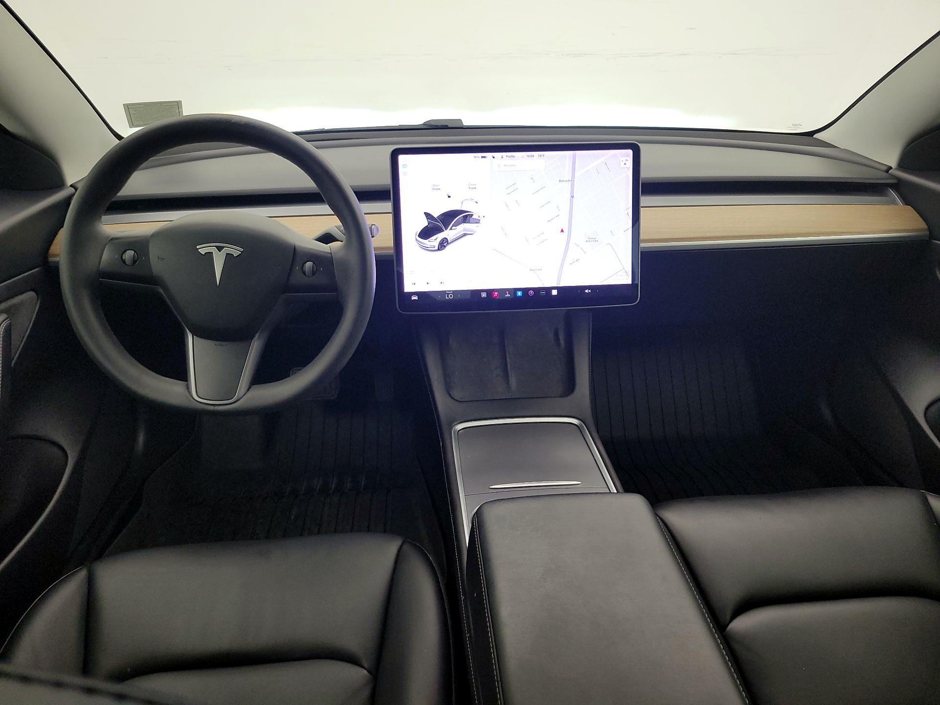 Thumbnail: 2021 Tesla Model 3 - 9