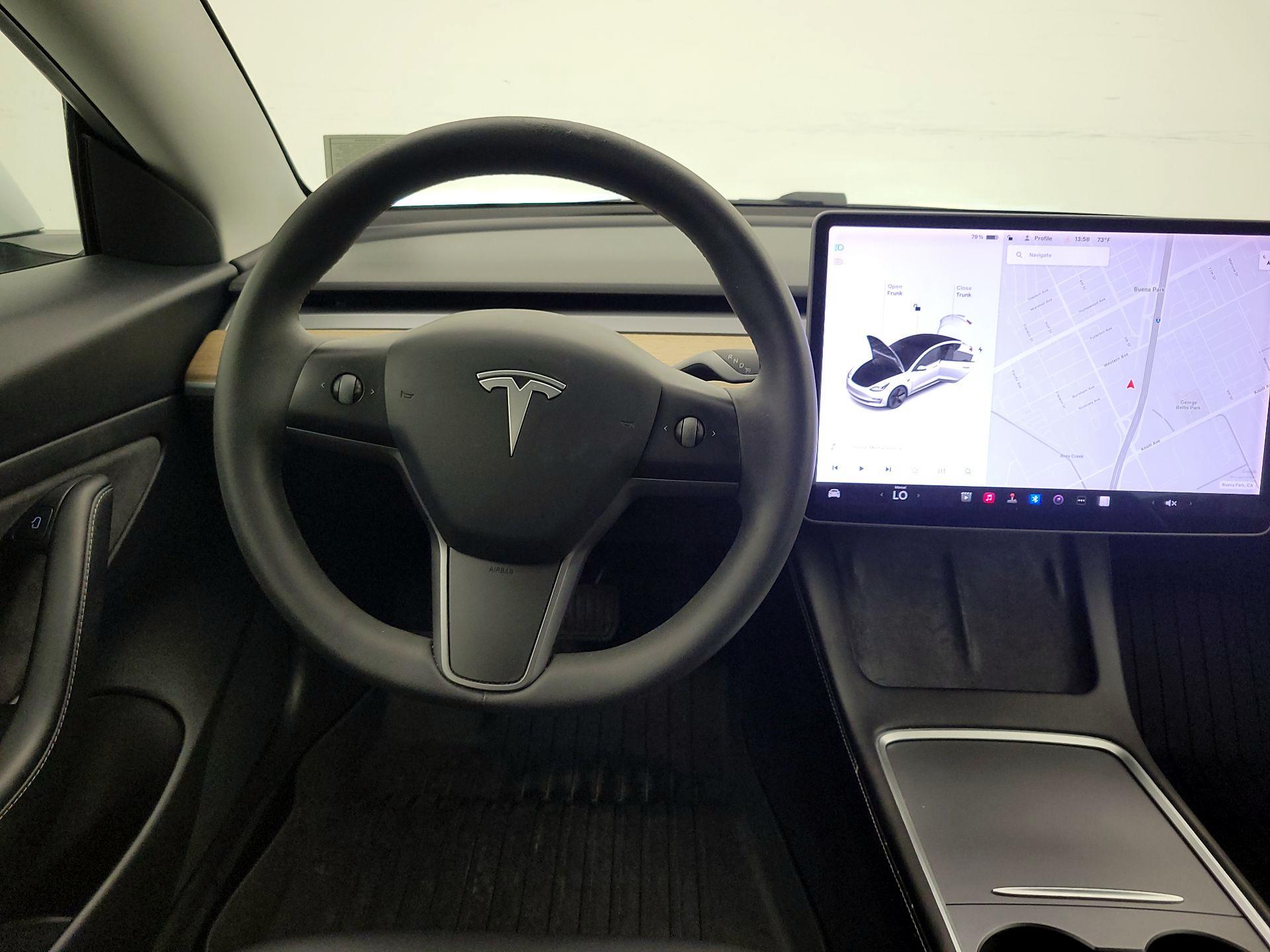 Thumbnail: 2021 Tesla Model 3 - 10