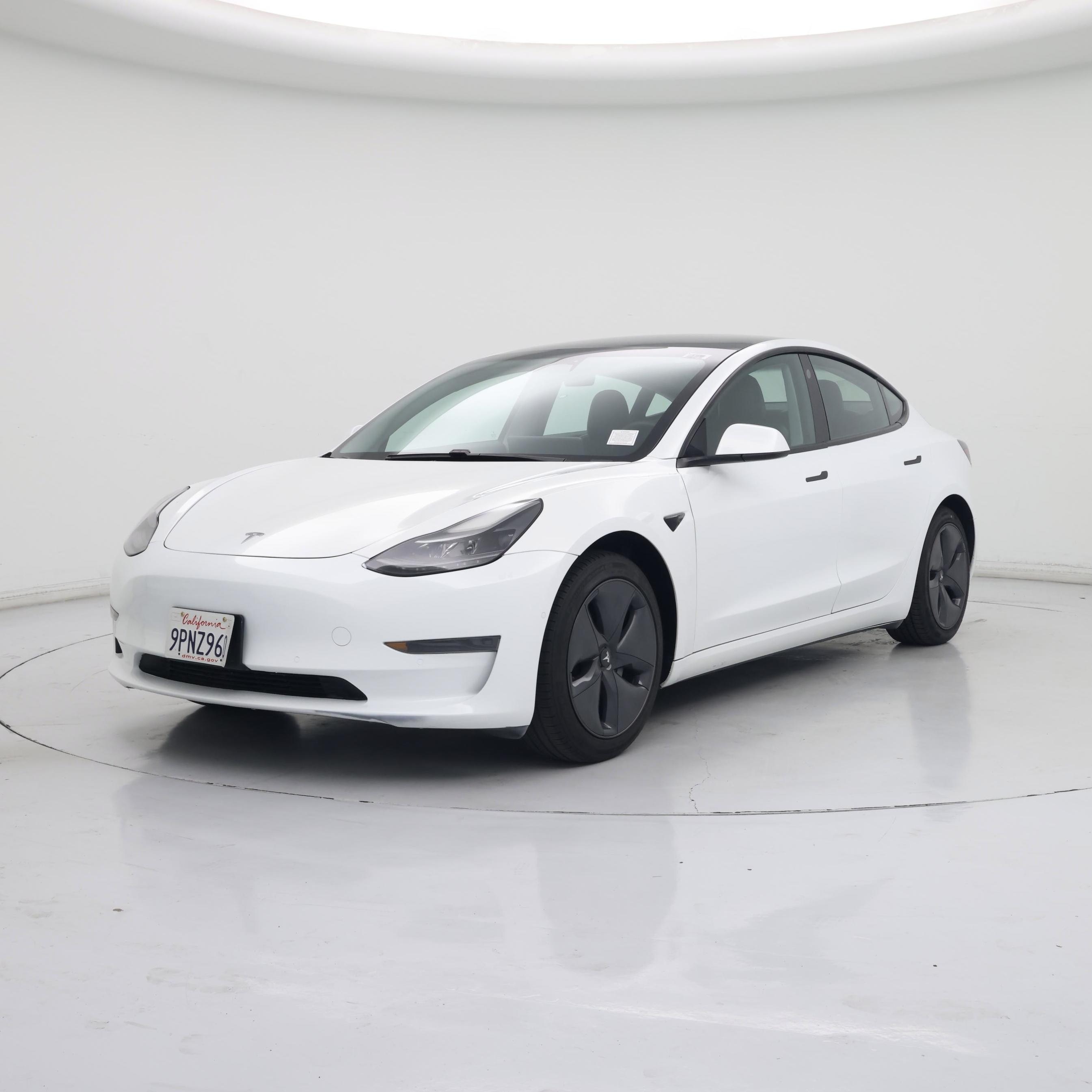 Thumbnail: 2021 Tesla Model 3 - 4