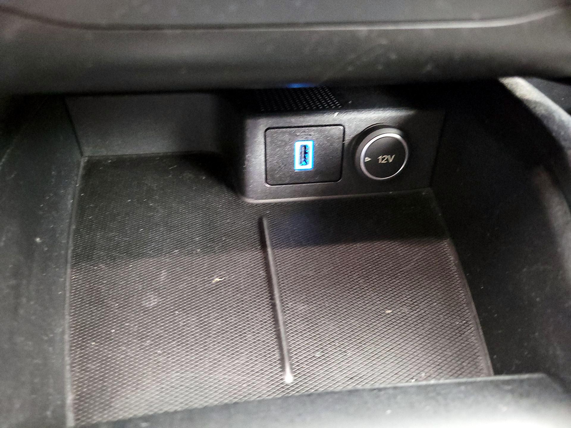 Thumbnail: 2020 Ford Escape - 18