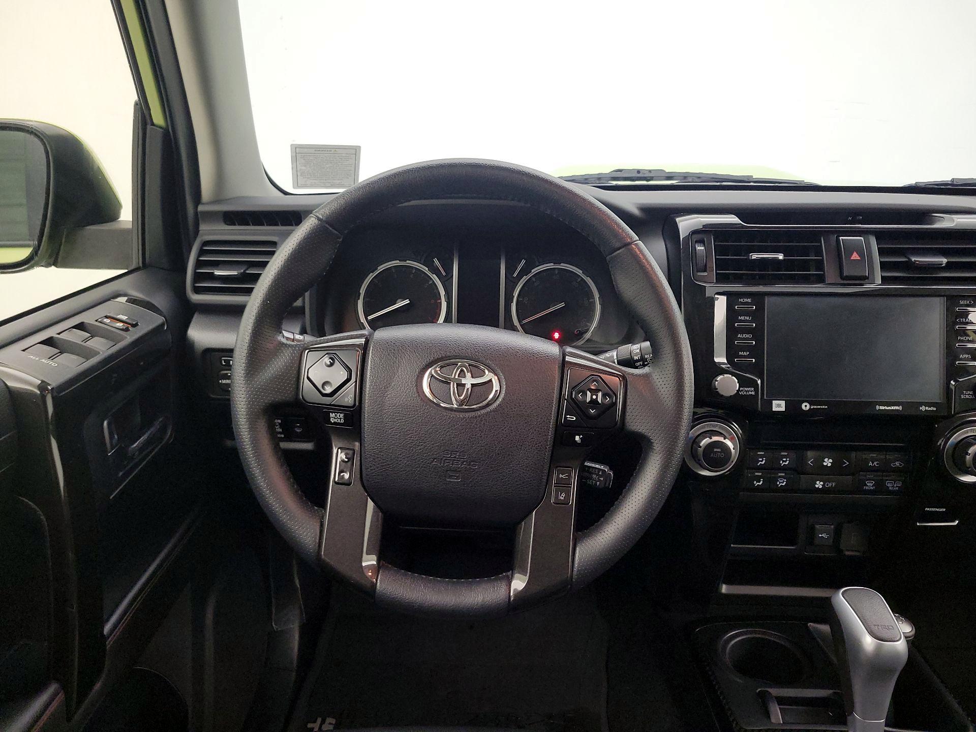 Thumbnail: 2022 Toyota 4Runner - 10