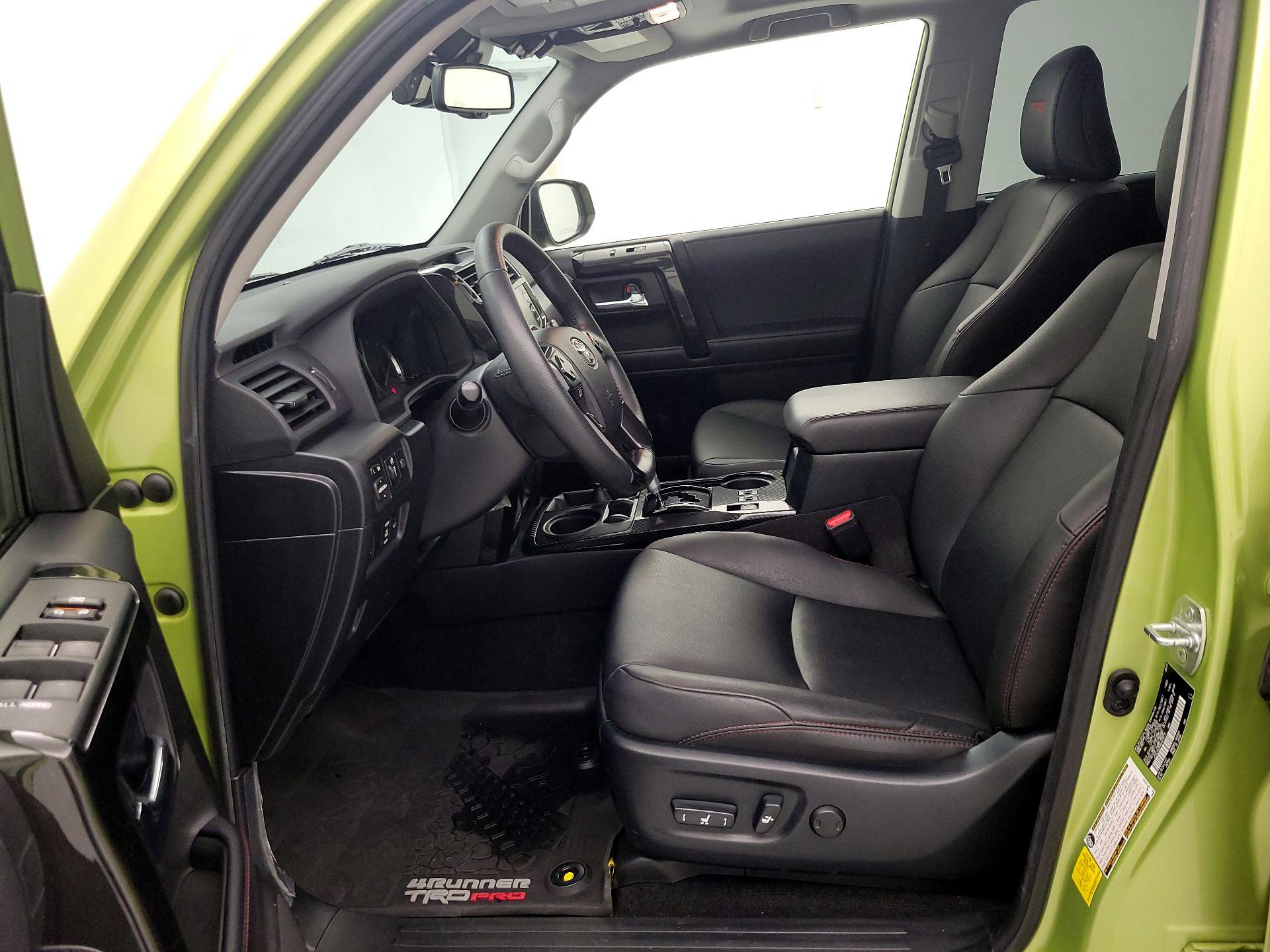 Thumbnail: 2022 Toyota 4Runner - 11