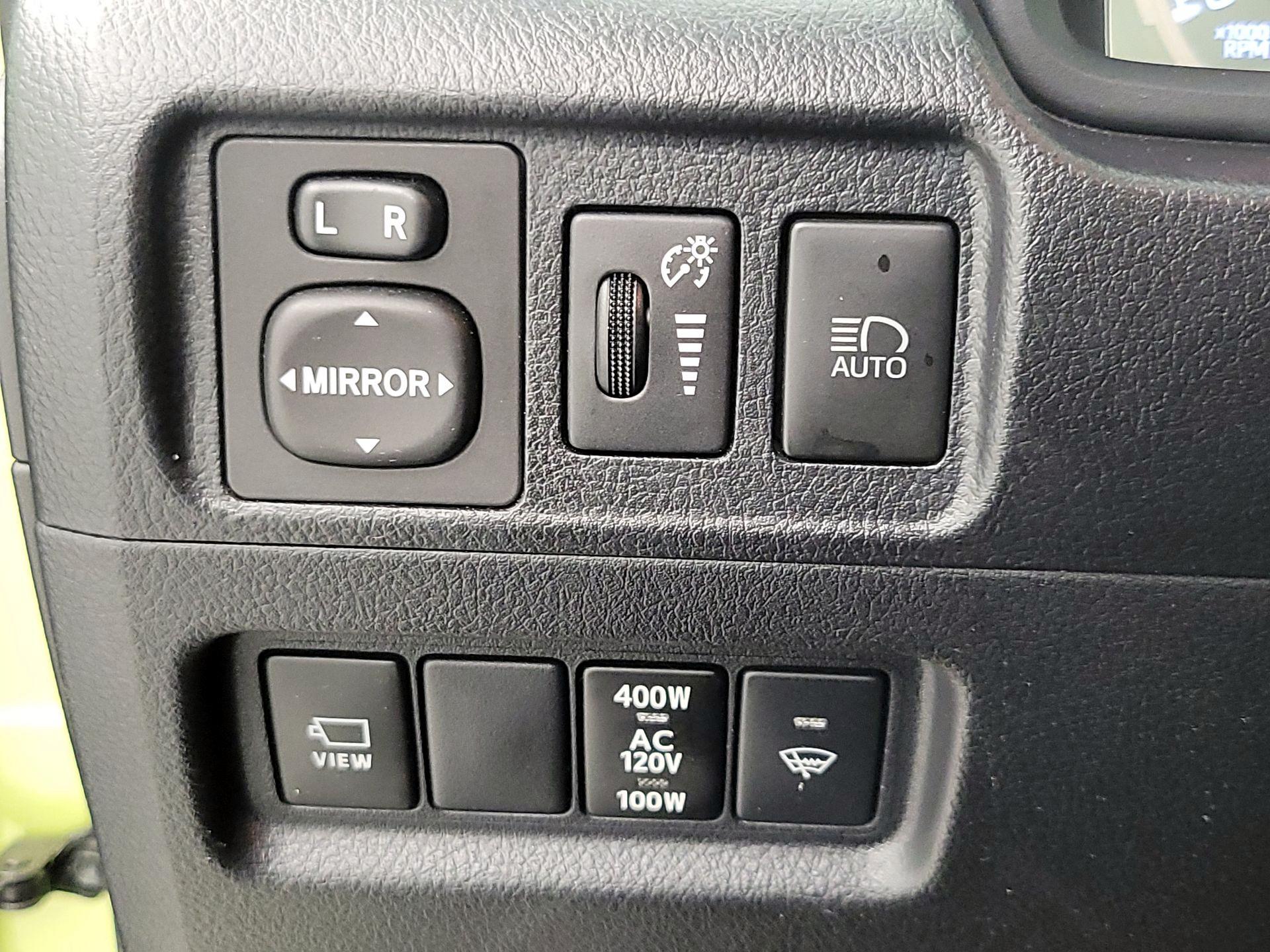 Thumbnail: 2022 Toyota 4Runner - 13