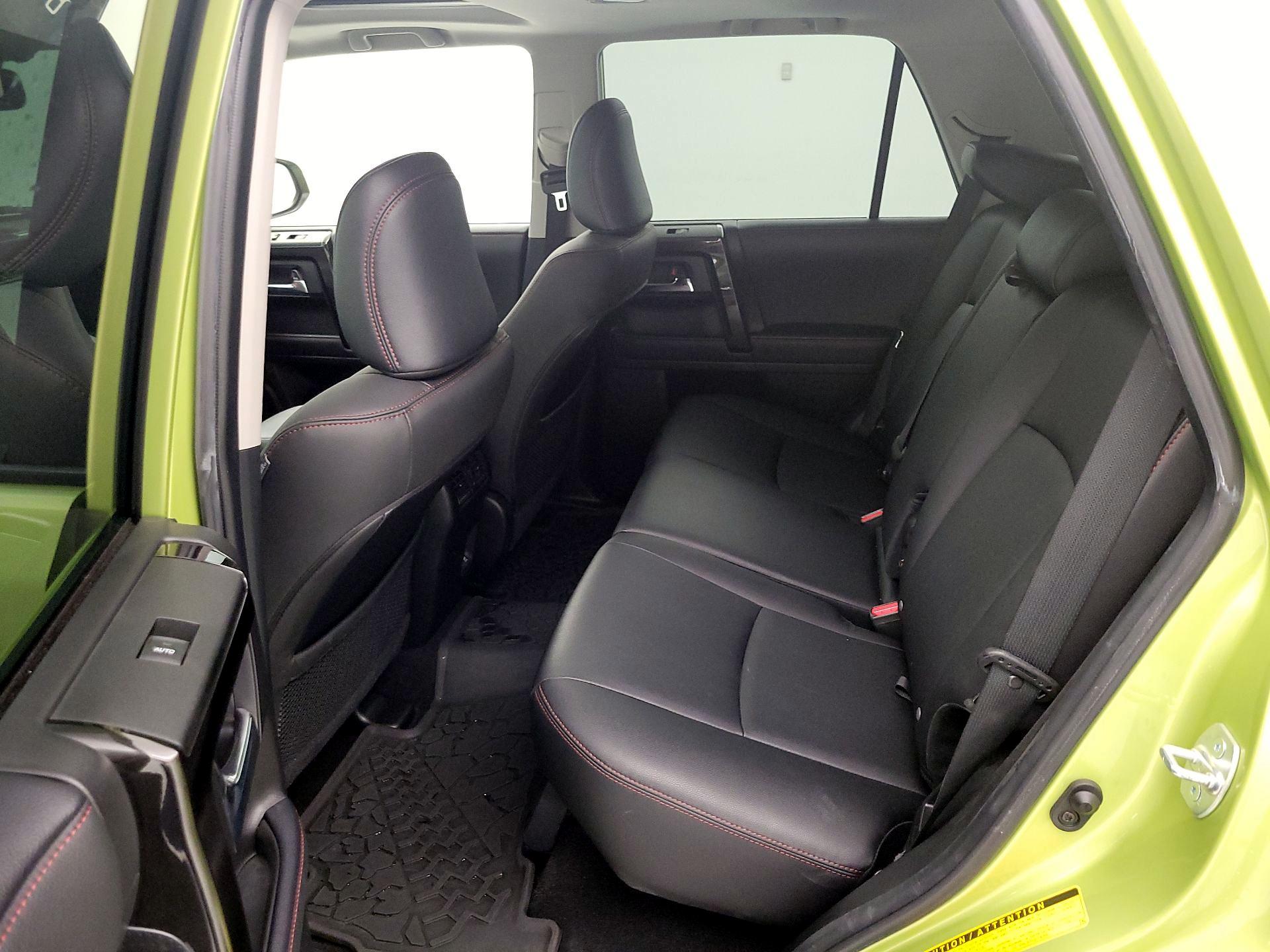 Thumbnail: 2022 Toyota 4Runner - 20