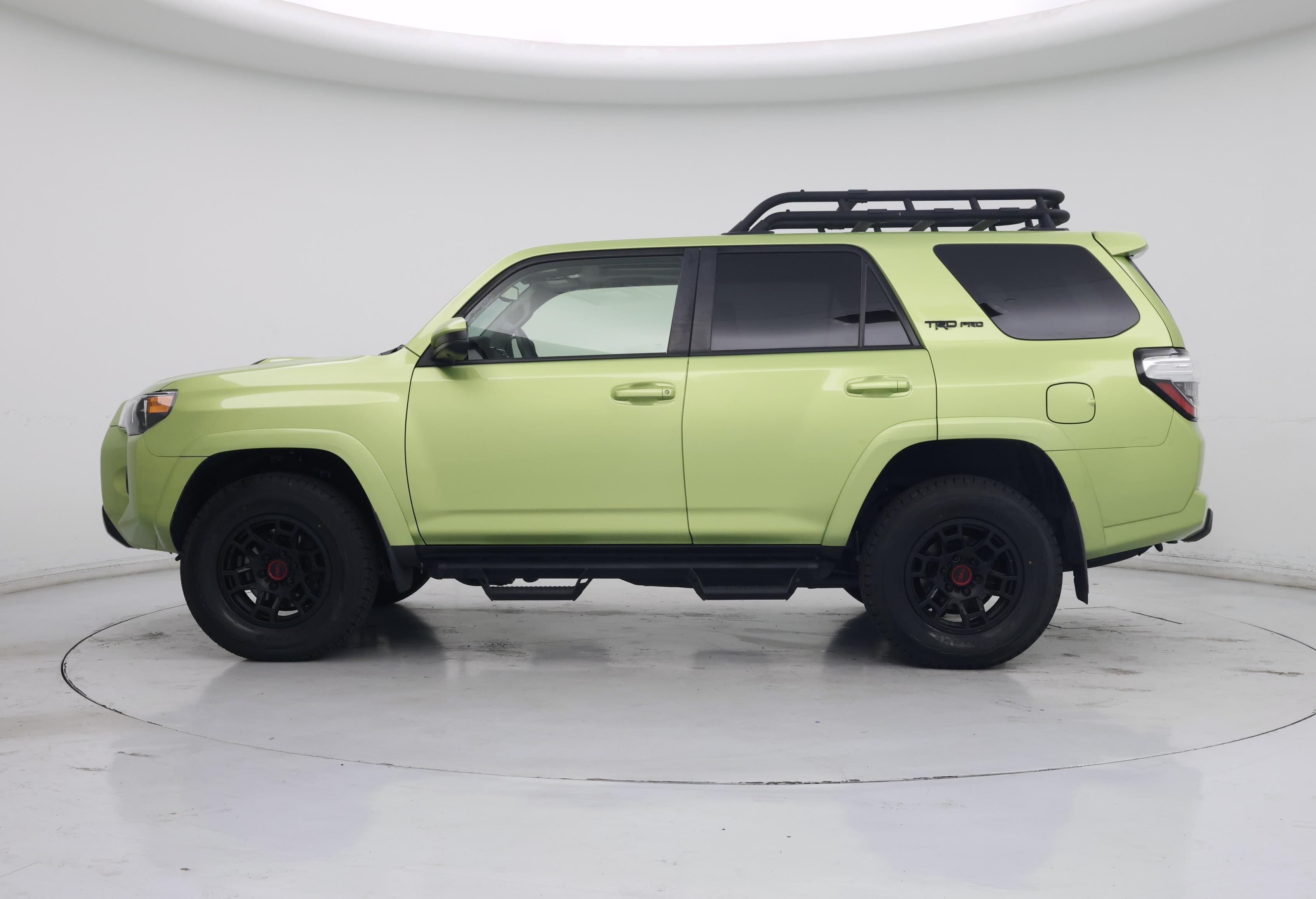 Thumbnail: 2022 Toyota 4Runner - 3