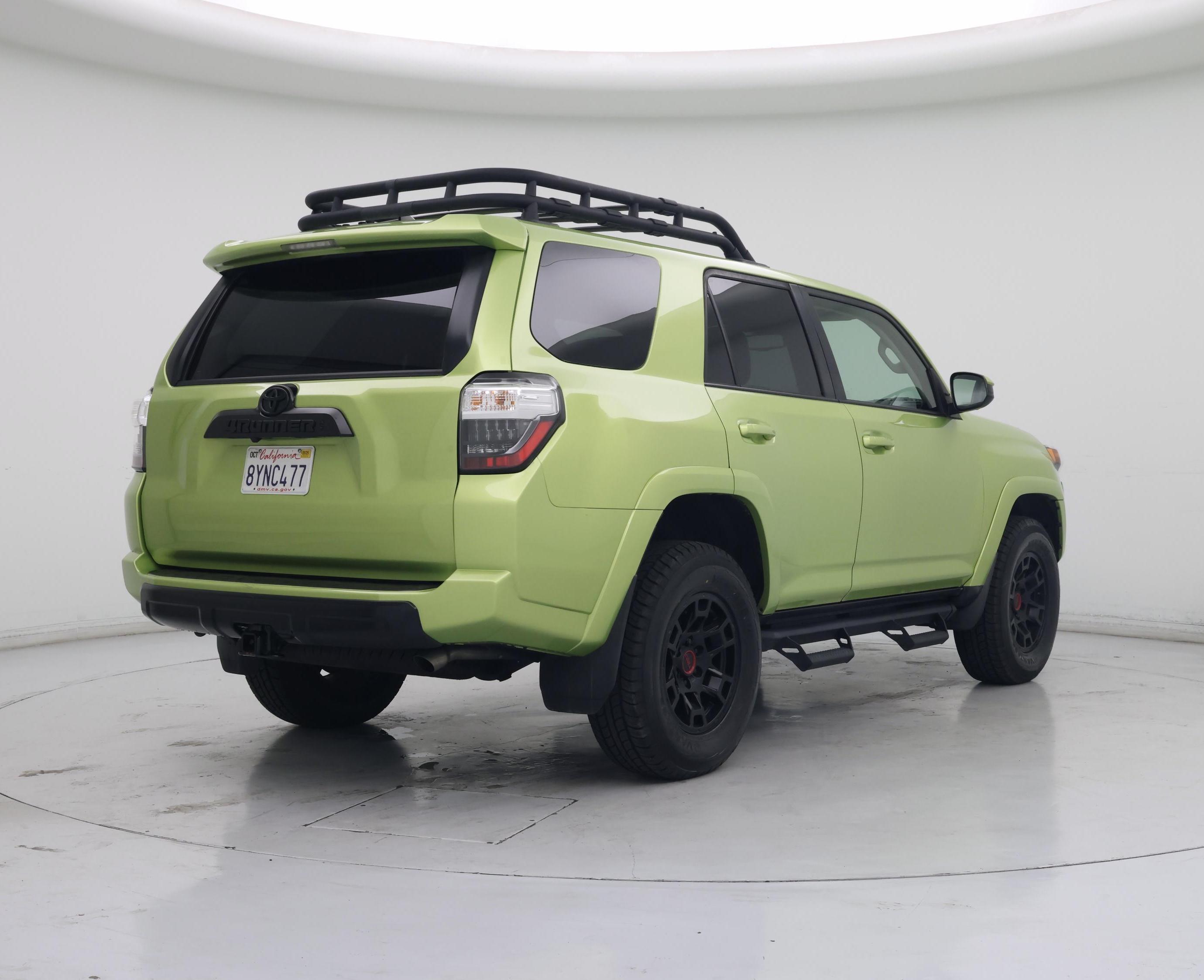 Thumbnail: 2022 Toyota 4Runner - 8