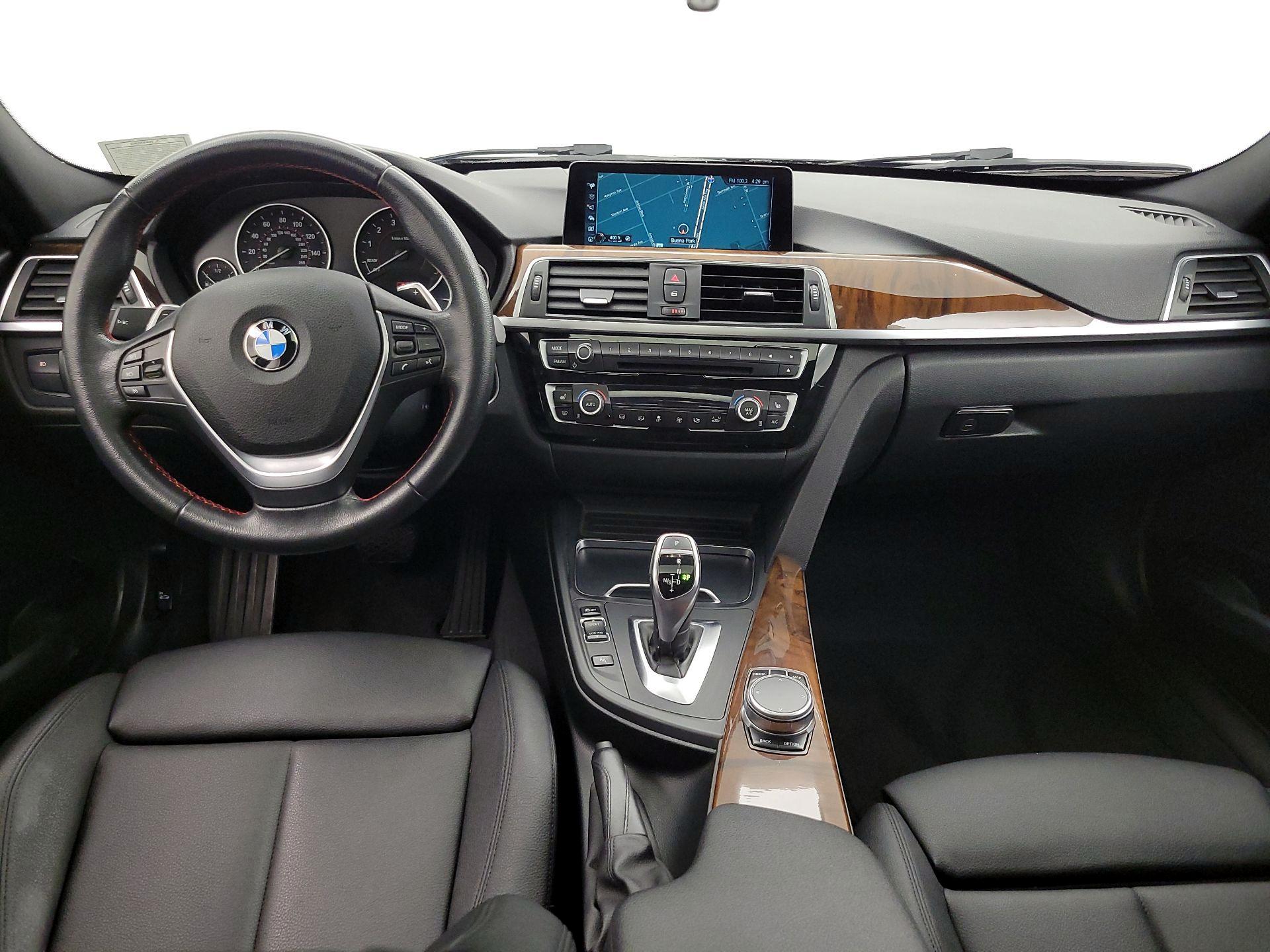 Thumbnail: 2017 BMW 3 Series - 9