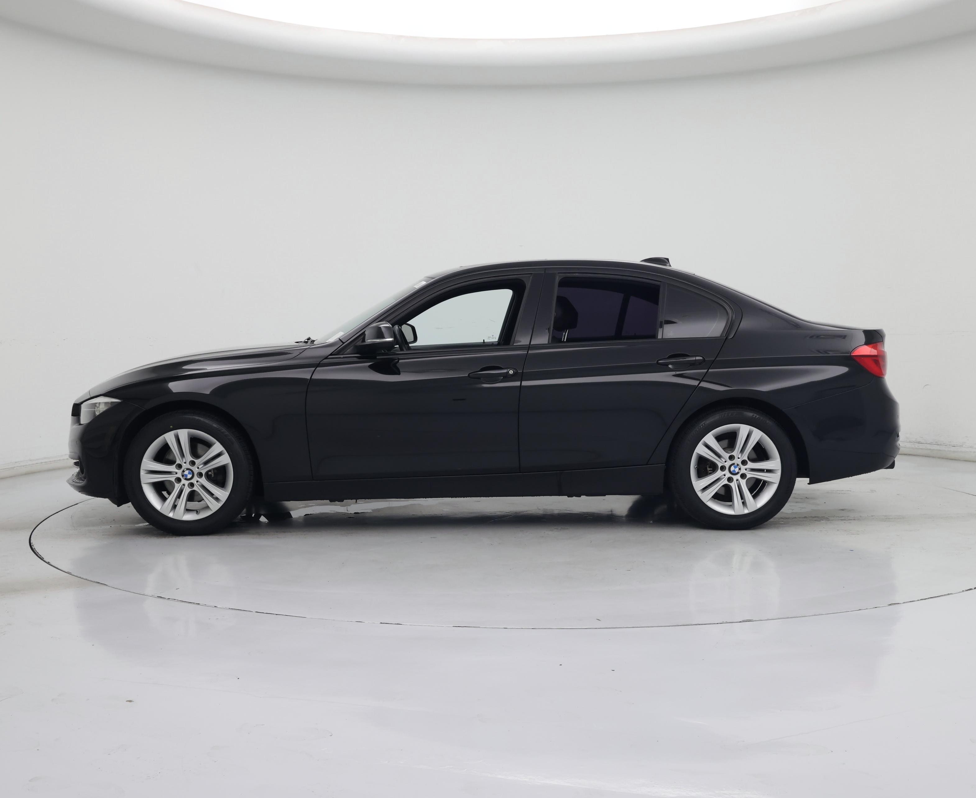 Thumbnail: 2017 BMW 3 Series - 3