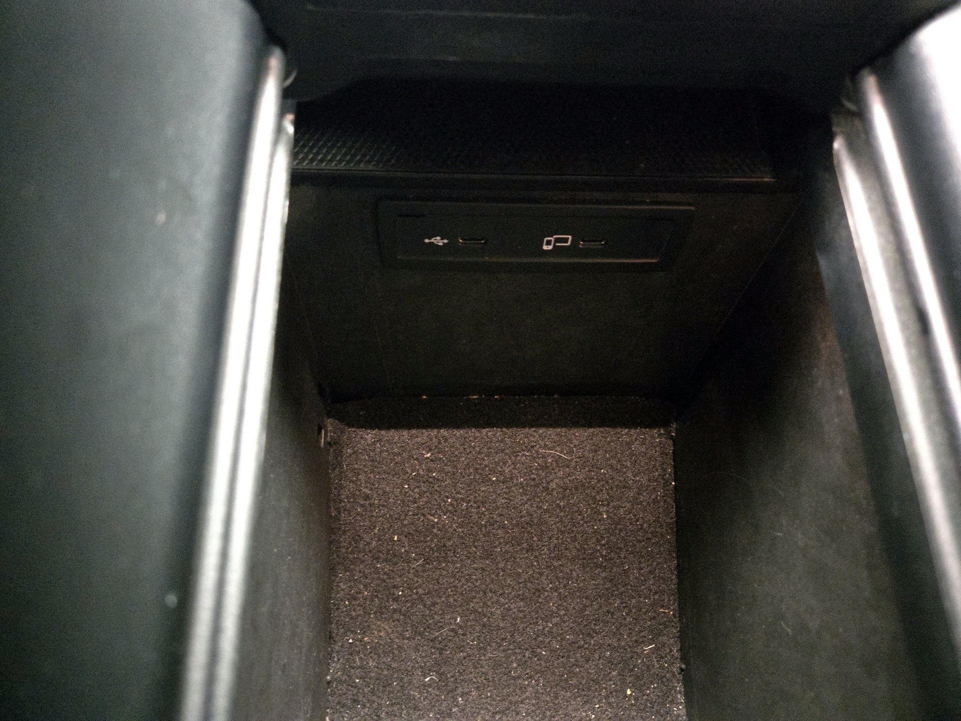 Thumbnail: 2021 Mercedes-Benz GLC - 18