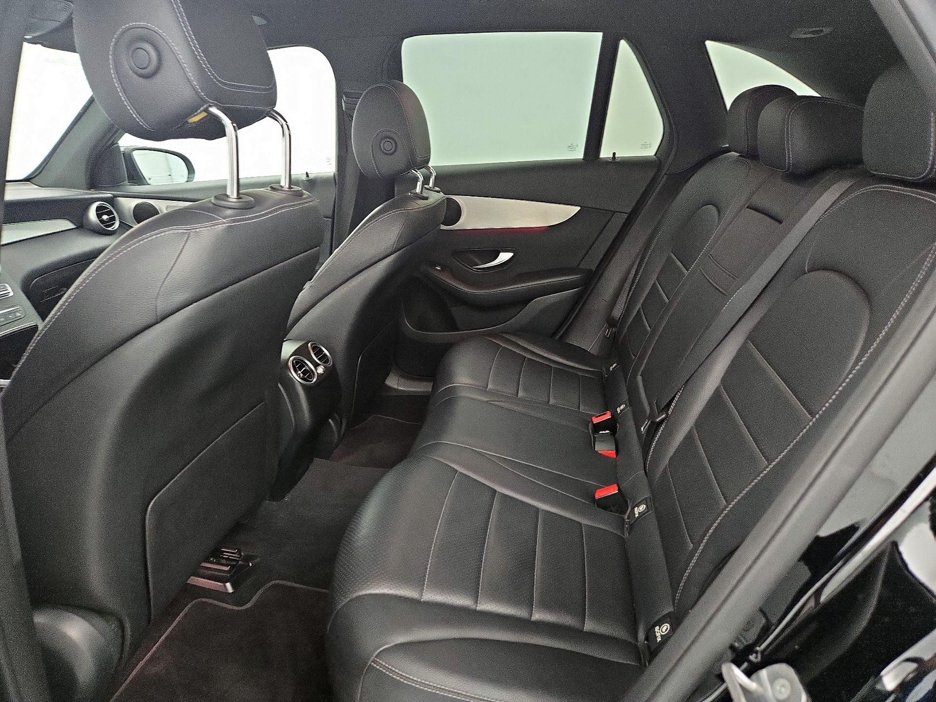 Thumbnail: 2021 Mercedes-Benz GLC - 19