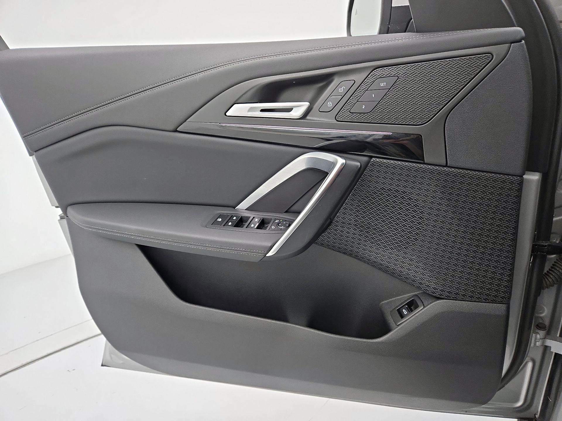 Thumbnail: 2023 BMW X1 - 12